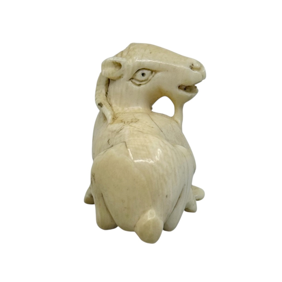 Showa period Japanese carved bone Goat netsuke - GM1226 - photo 4