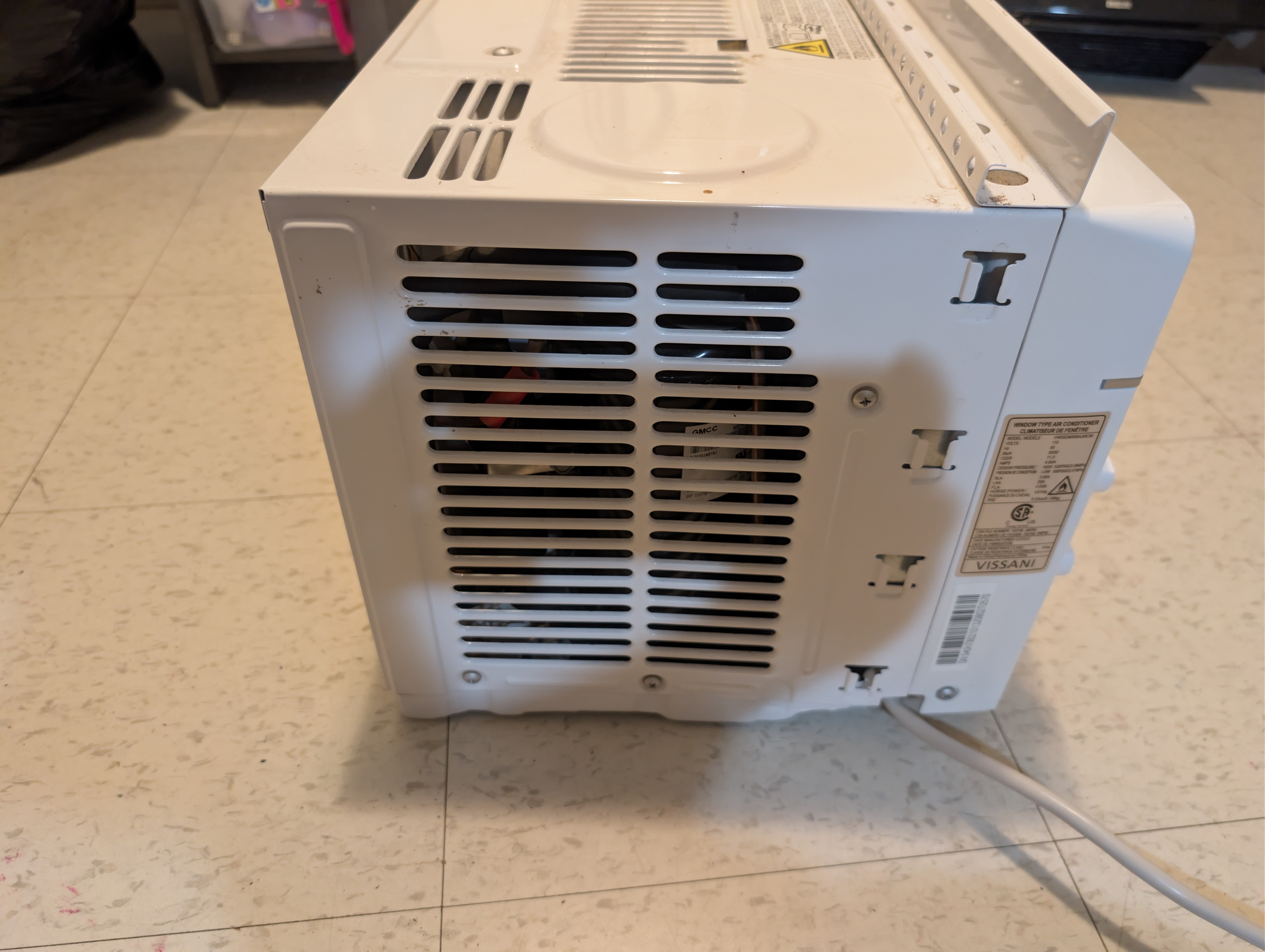 Vissani Window AC (5000 BTU) - photo 5