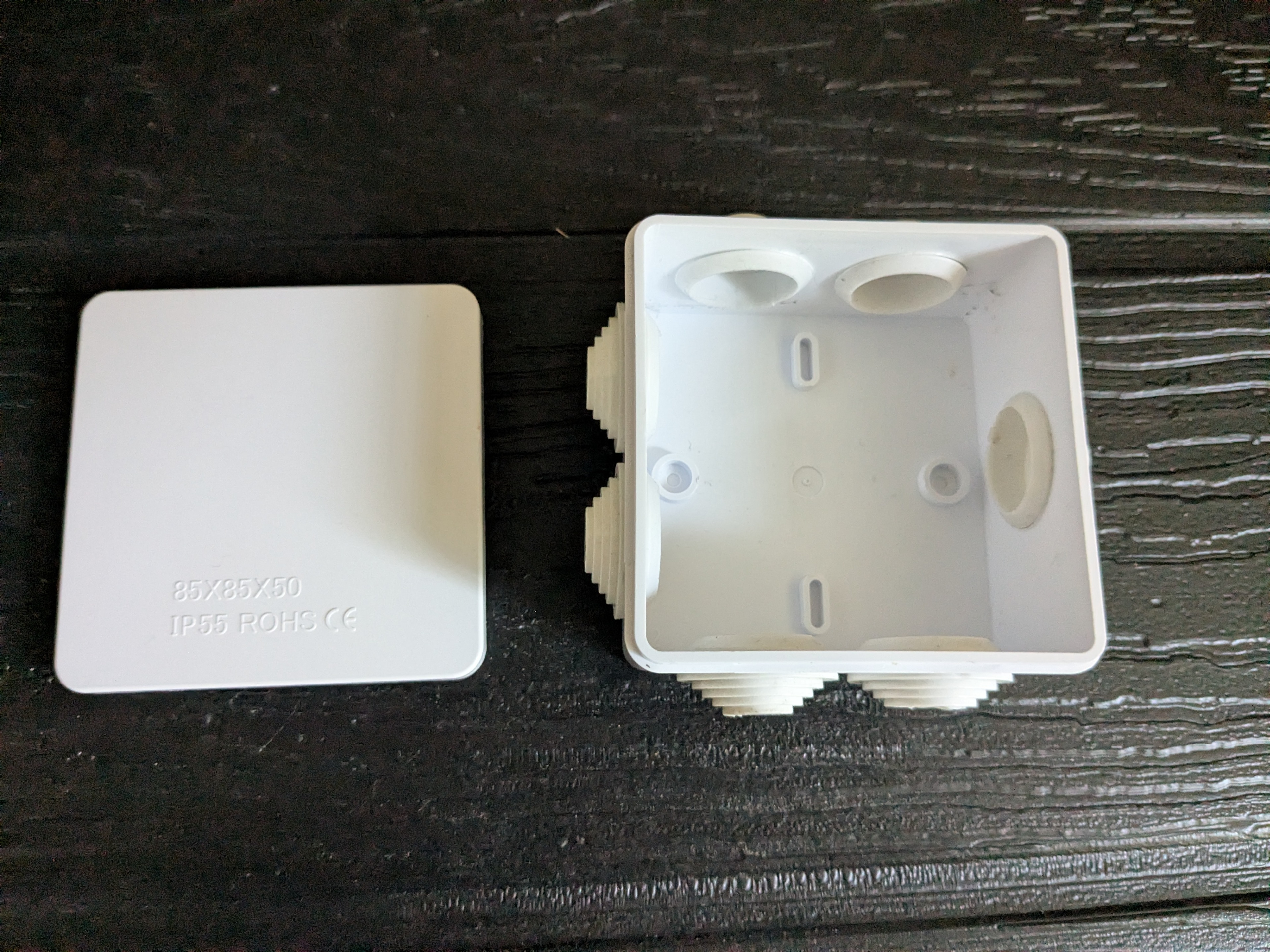 FREE:  Junction Box (85mmx85mmx50mm) - photo 3