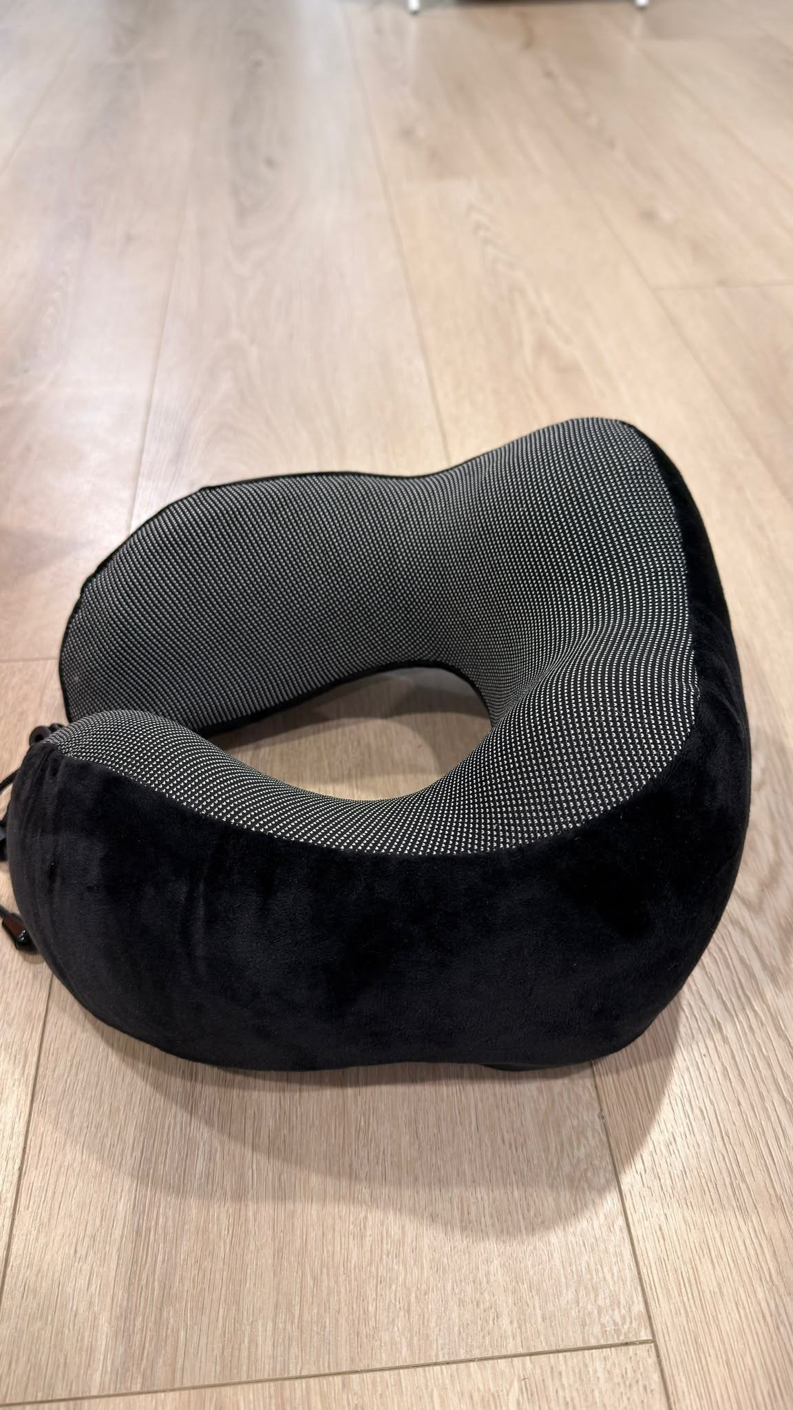Memory Foam Travel Neck Pillow with Portable Bag - photo 3