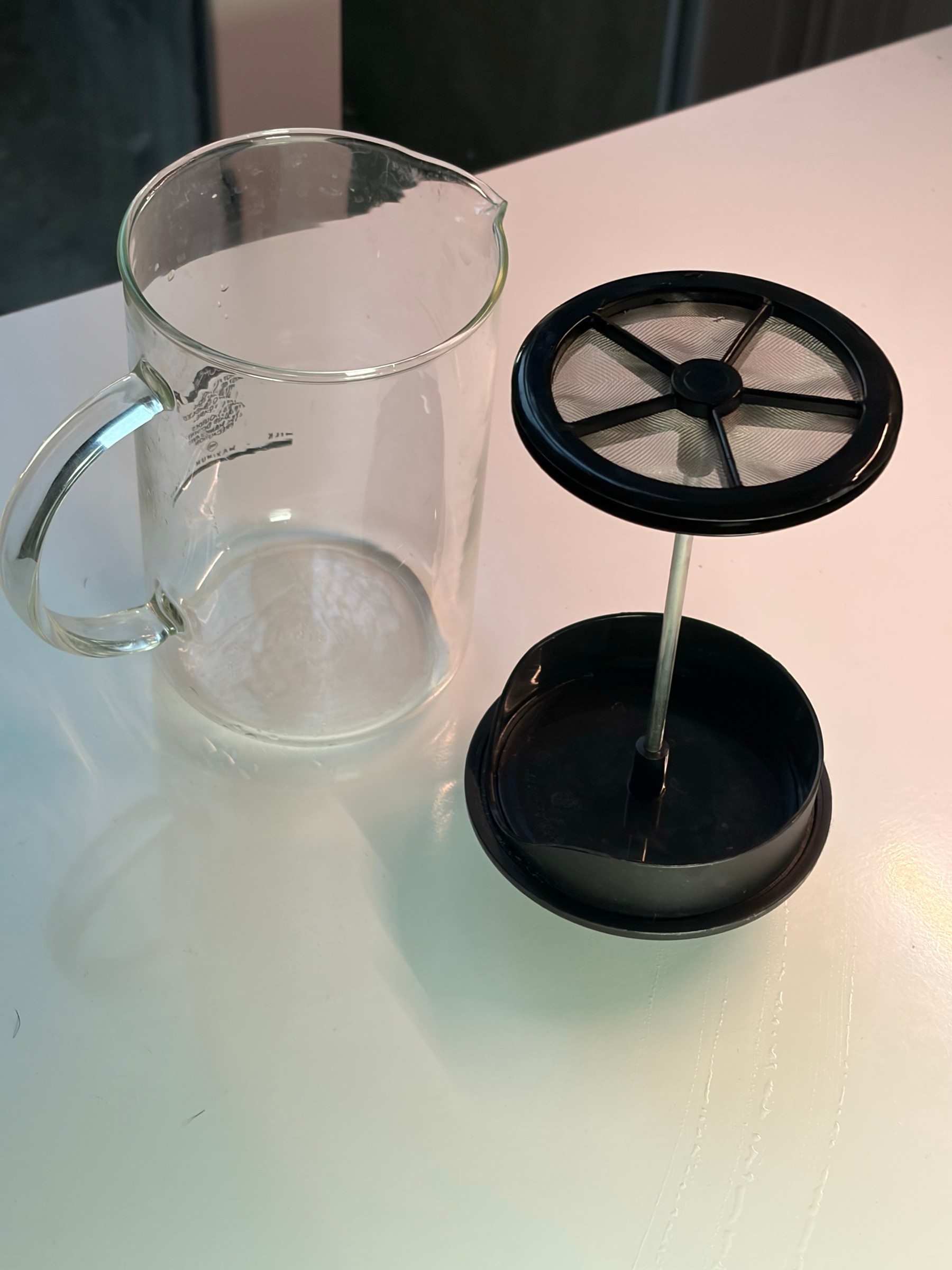 Bodum manual milk frother (glass, 8oz) - photo 3