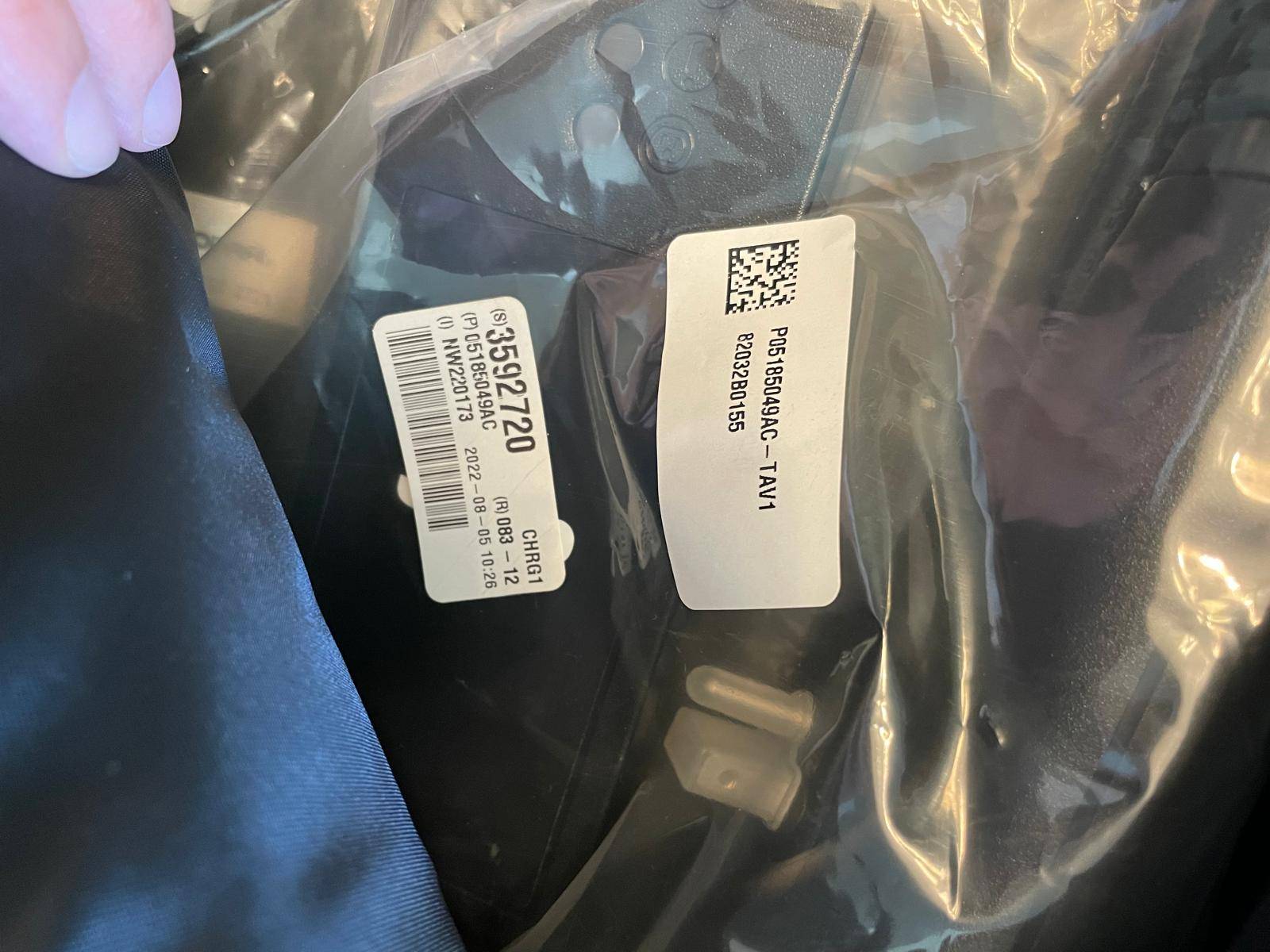 Jeep EV Charger – Brand New, Never Used - photo 2