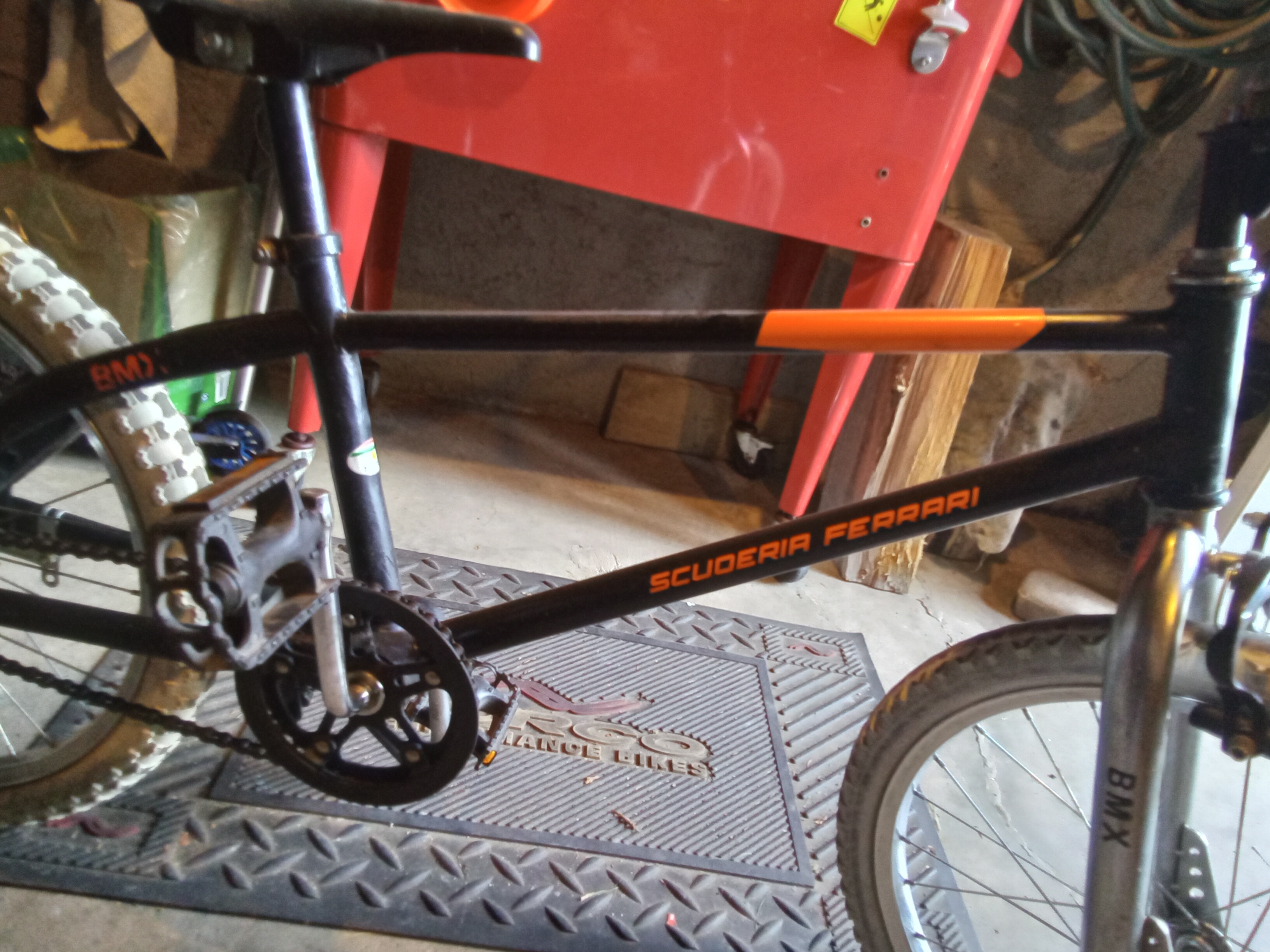 Ferrari BMX with White Tires - photo 2