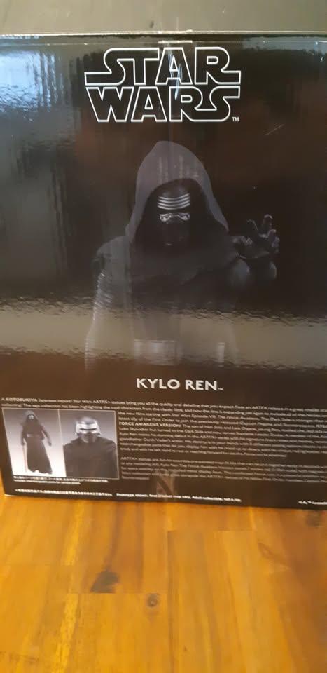 KOTOBUKIYA ARTFX + STAR WARS KYLO REN 1/10 Scale - photo 4