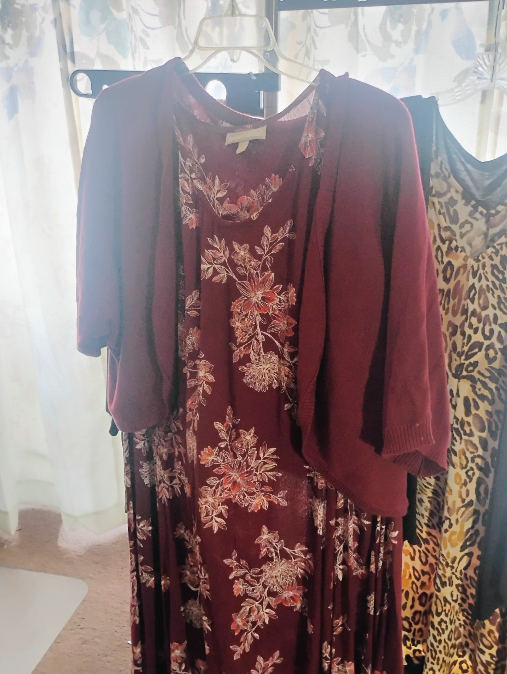 Maxi/Midi Dresses, and skirt with matching shrug - photo 5