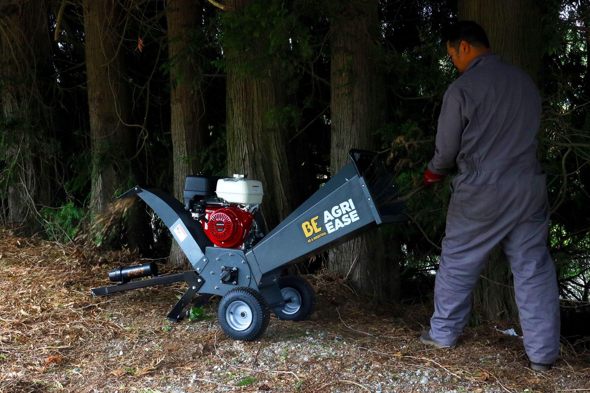 4 in. 390cc Gas Wood Chipper/Shredder - photo 4