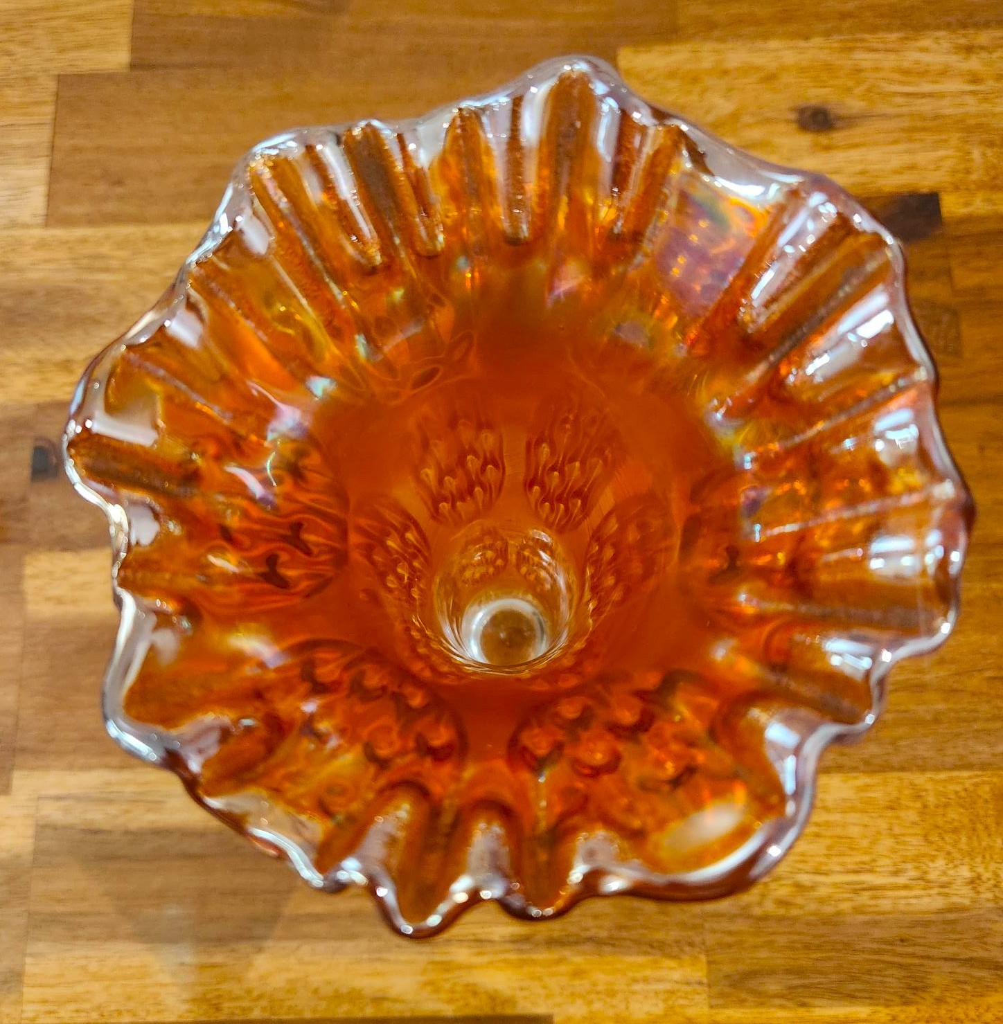 Fenton Marigold Carnival Glass Swung Glass Vase, "April Showers" - photo 4