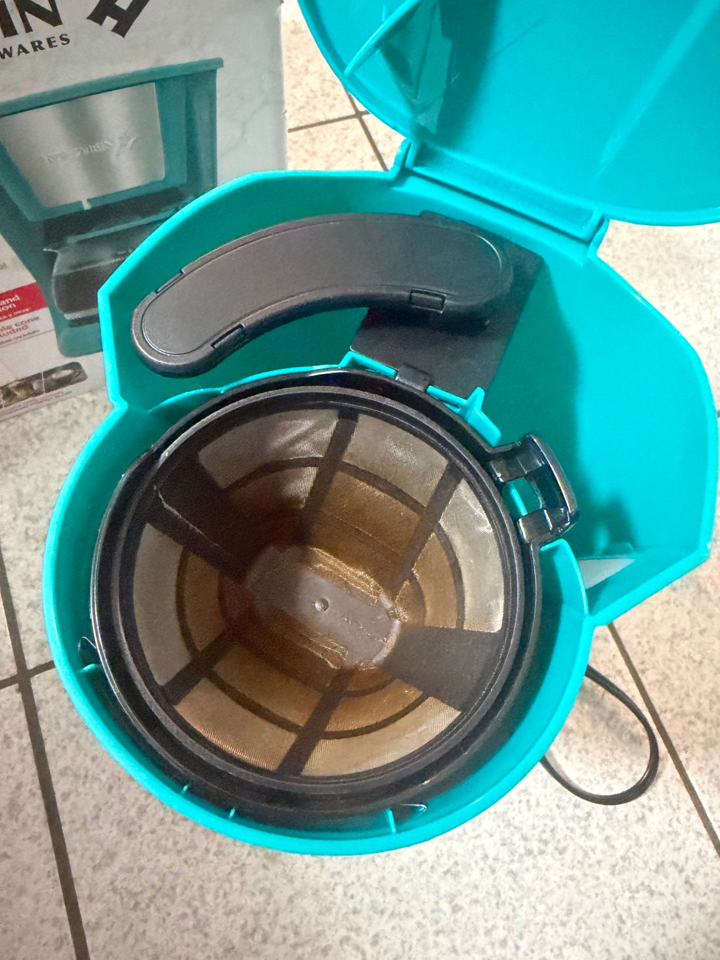 Holstein Housewares 5-Cup Coffee Maker – Teal - photo 5