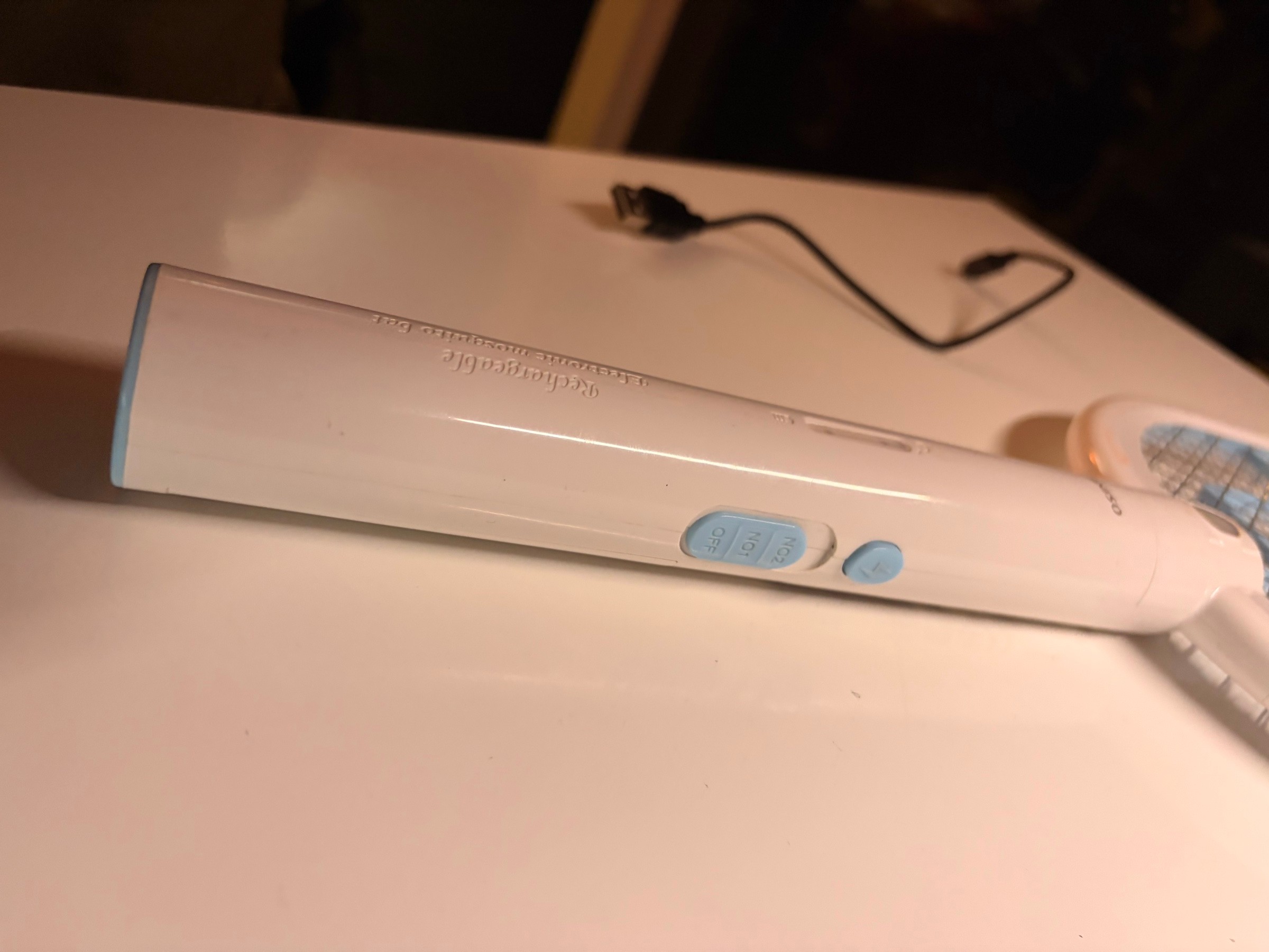 MINISO rechargeable electric mosquito swatter - photo 4