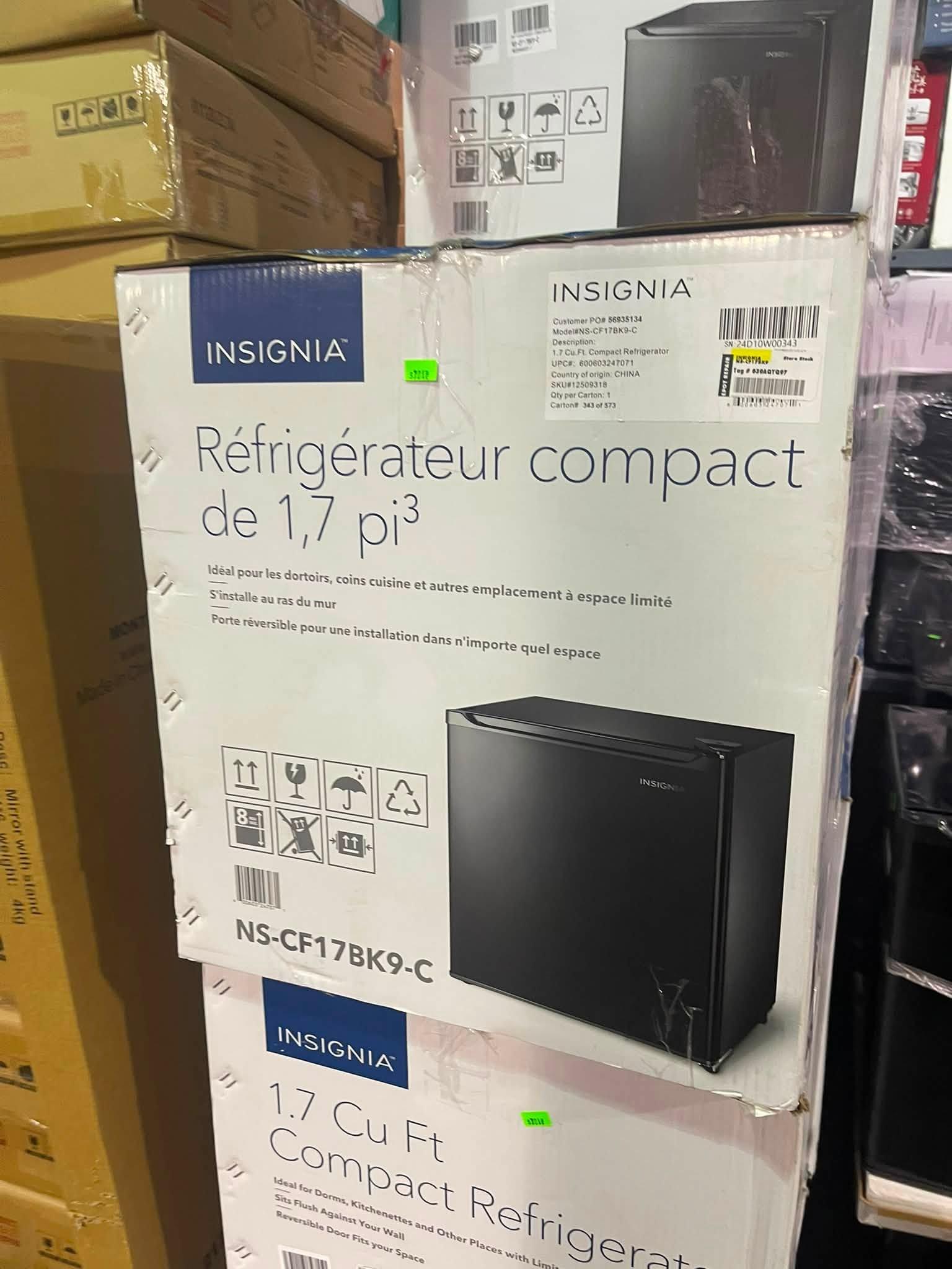 Insignia Compact 1.7 Cu. Ft. Freestanding Bar Fridge - photo 4