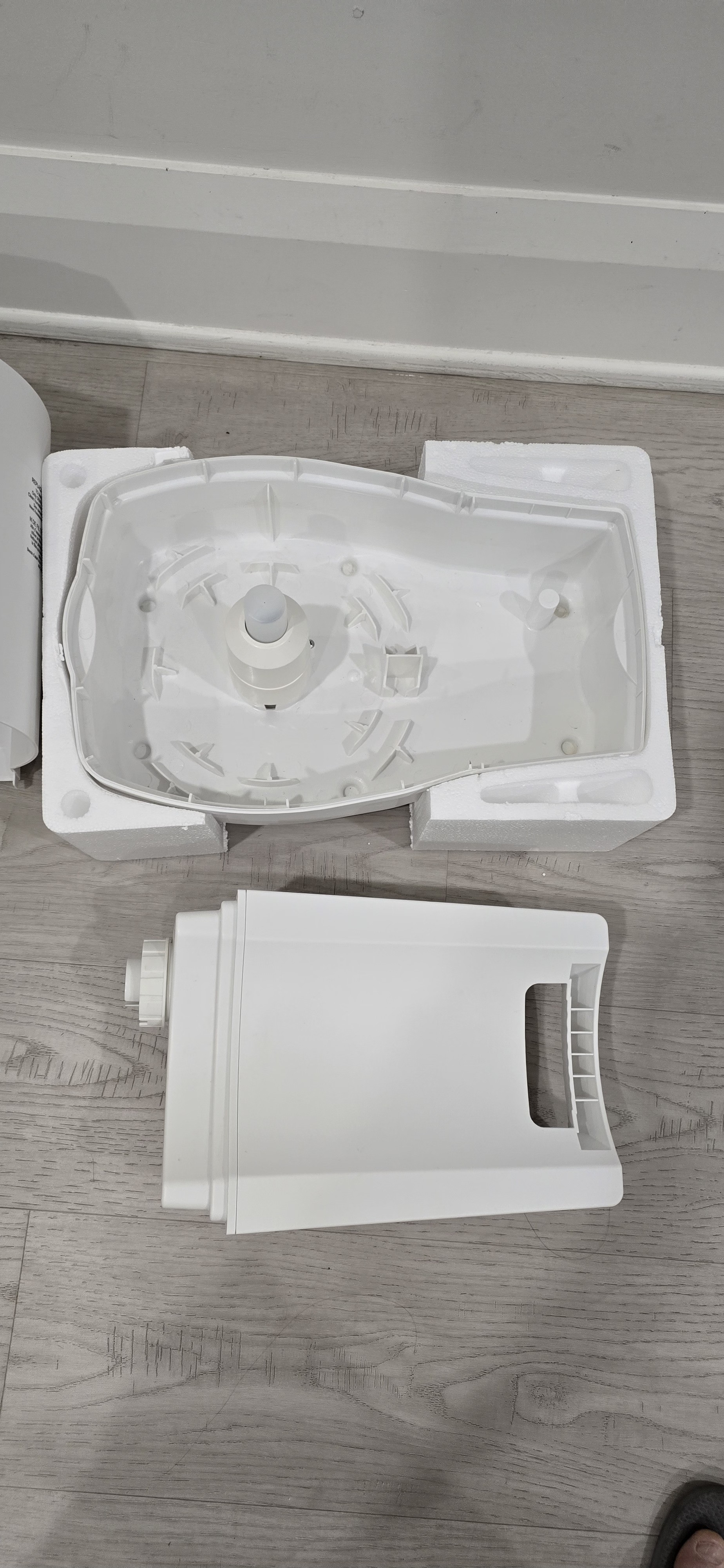 AIRCARE MA0800CN Evaporative Humidifier - White, 2.5 Gal Tank - photo 2