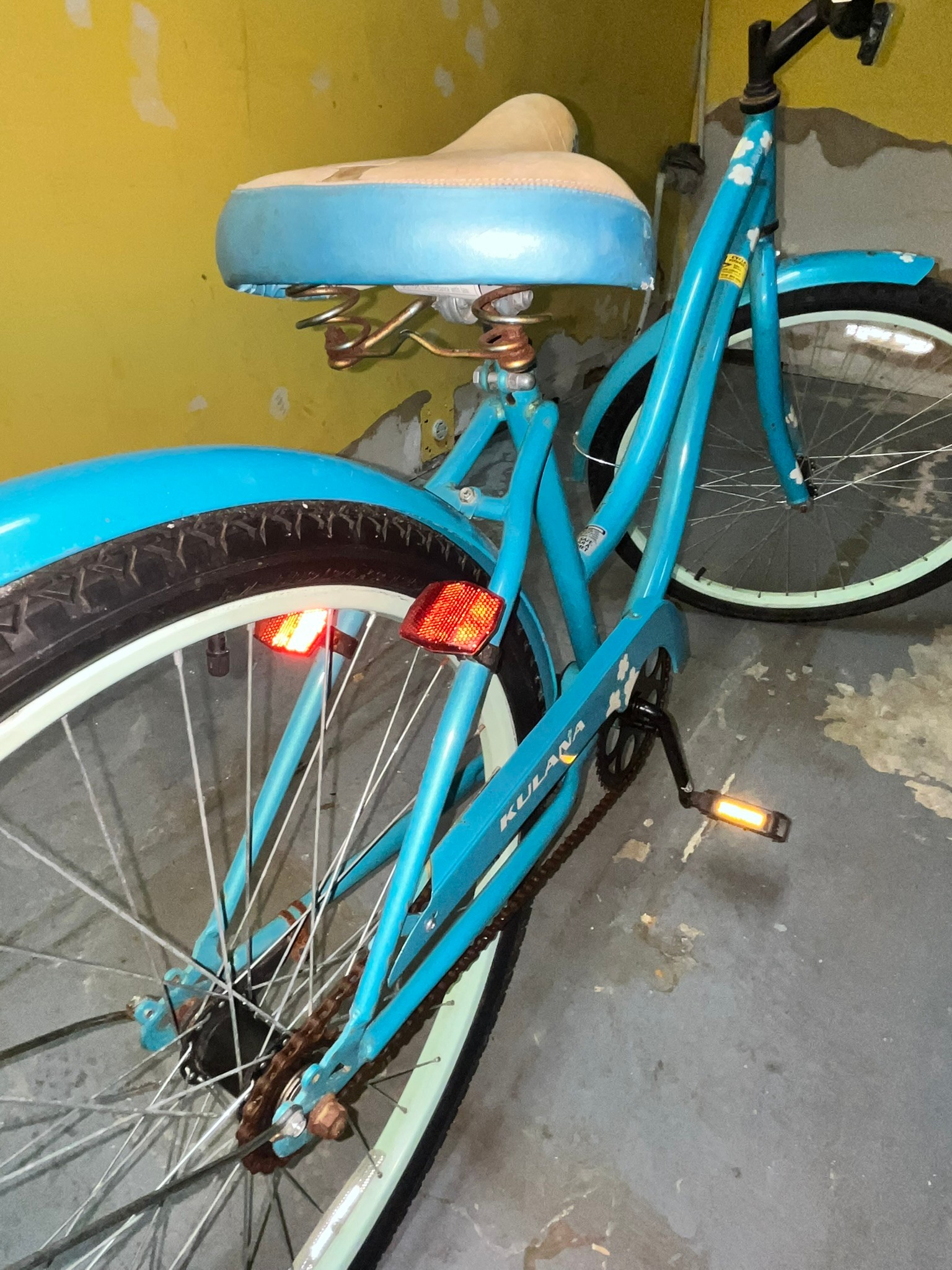 Used Blue Kulana Cruiser Bicycle - photo 4