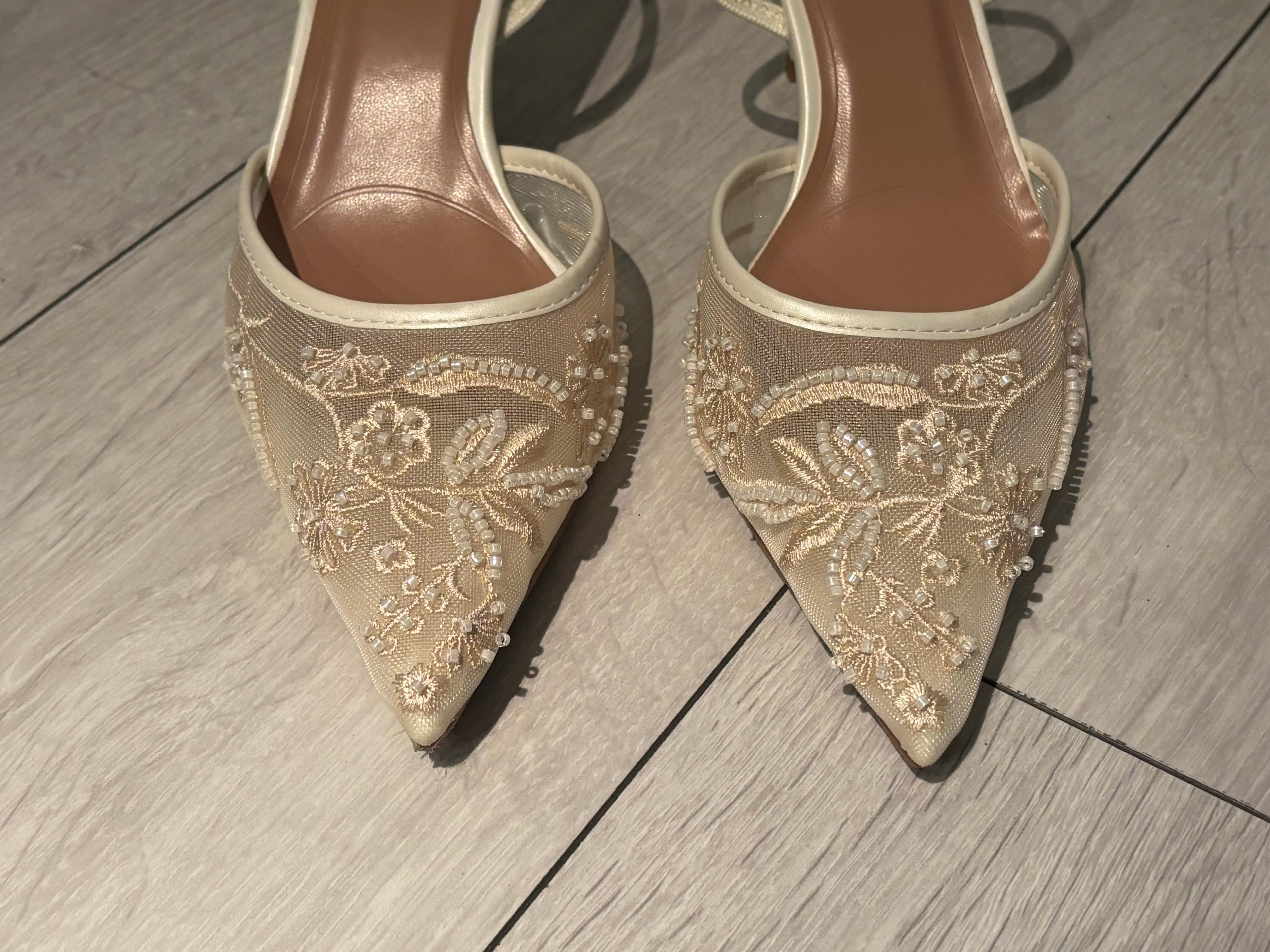 Embroidered Pointed-Toe Slingback Heels In White - photo 2