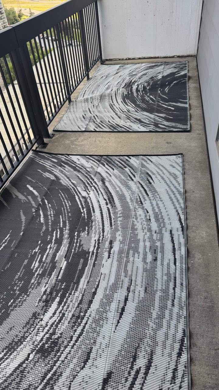 Modern Outdoor Area Rugs - Set of 2