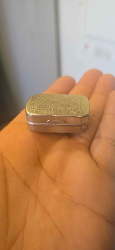 Vintage Victoria Empress Souvenir Box – Made in - photo 2