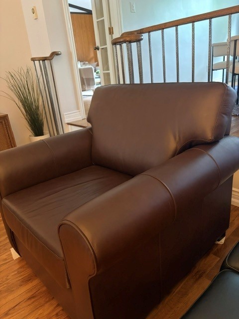 Brown Leather Accent Chair - photo 2