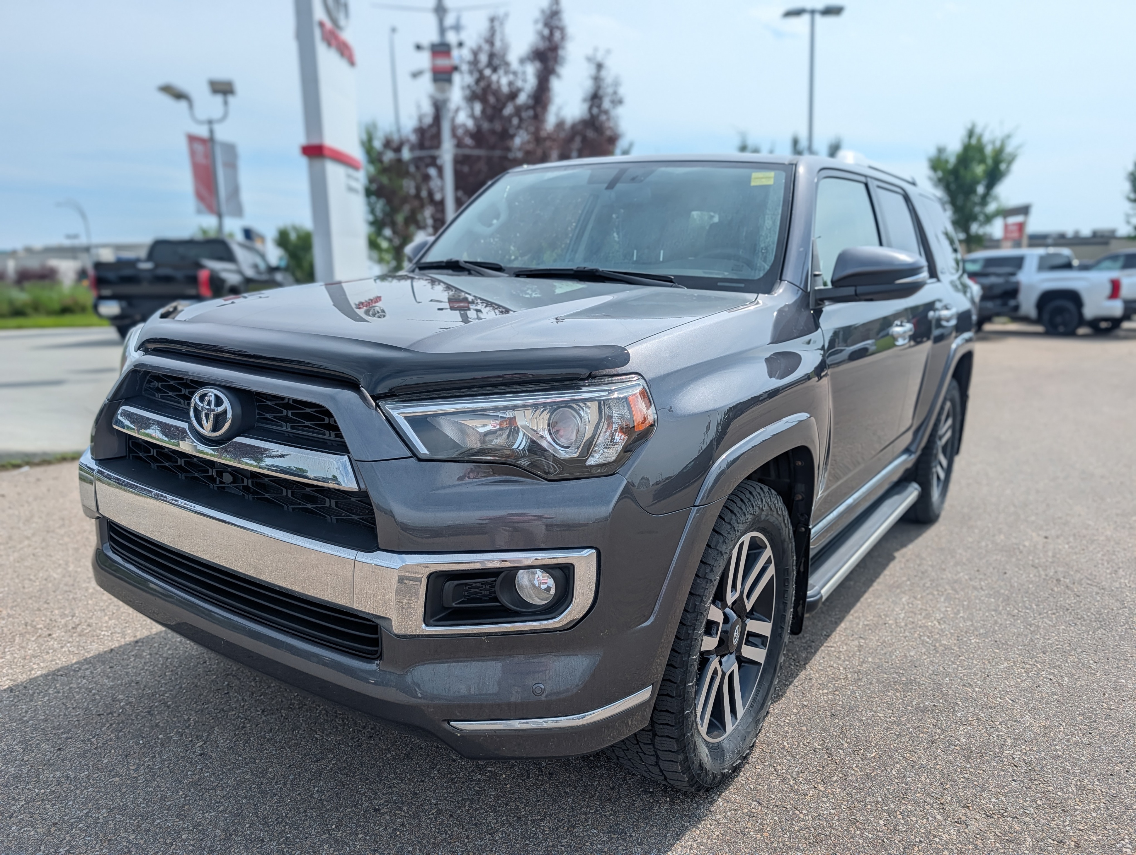2019 Toyota 4Runner - photo 3