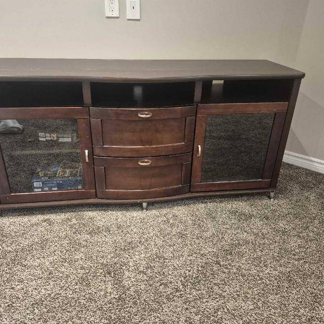Espresso Wood TV Stand & Media Console (Excellent Condition) - photo 2