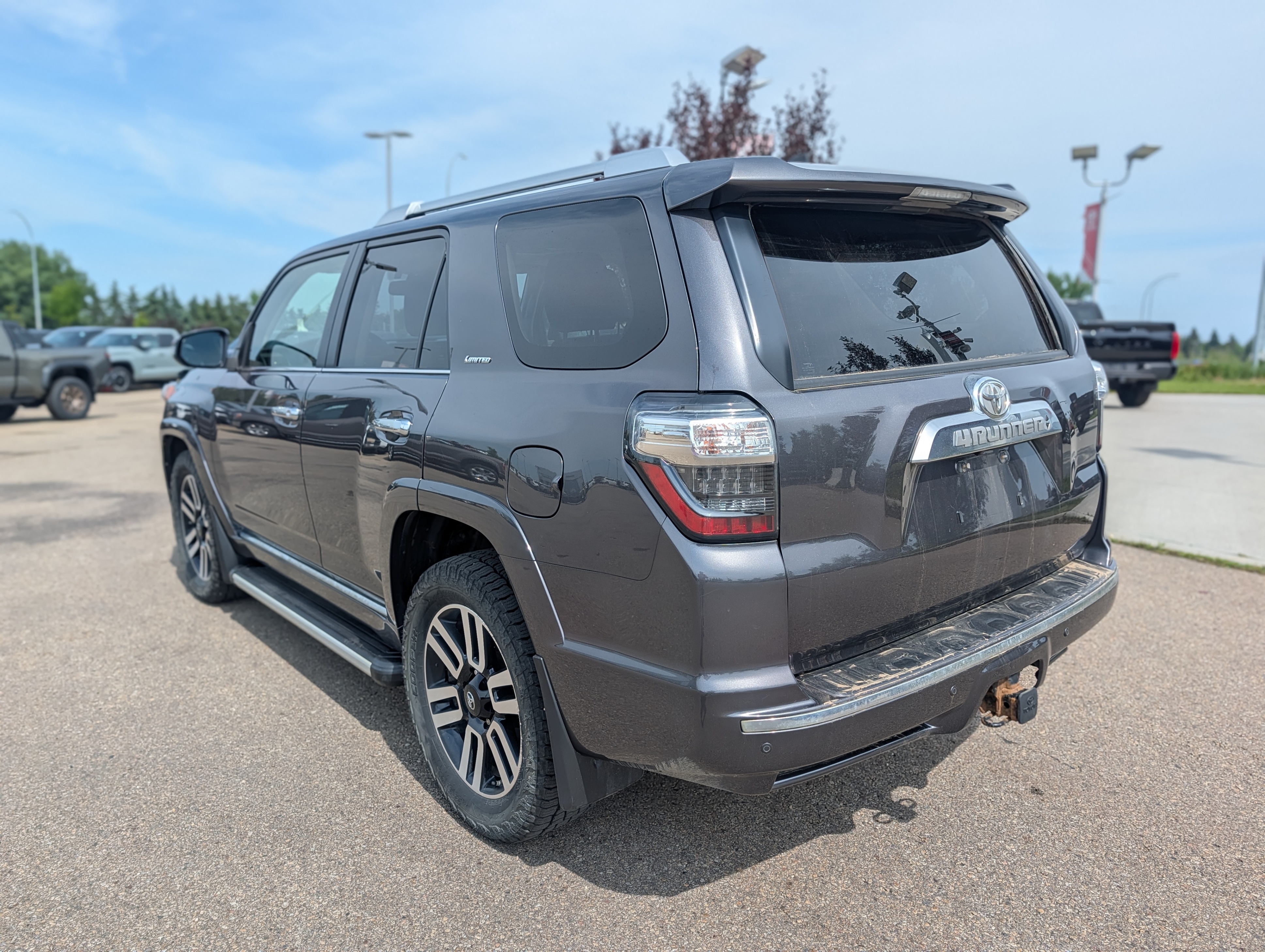 2019 Toyota 4Runner - photo 5