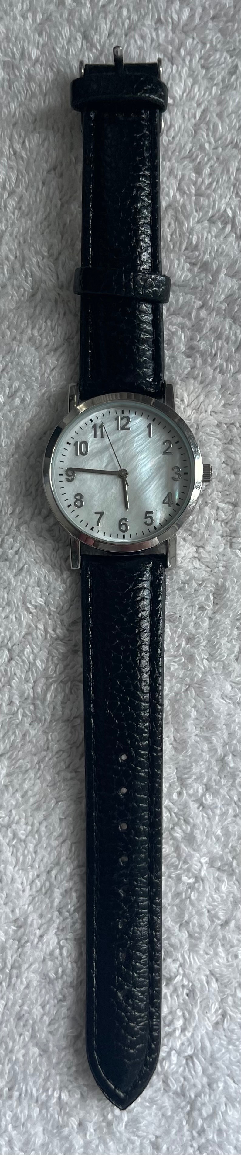 Accutime Mother of Pearl Dial Watch WCCLS53 (Needs Battery) - photo 2