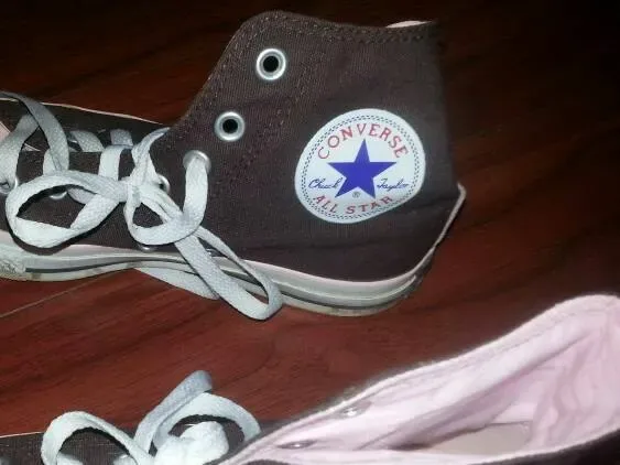 Limited Edition Converse All Star "Chucks" Pink and Black - photo 3