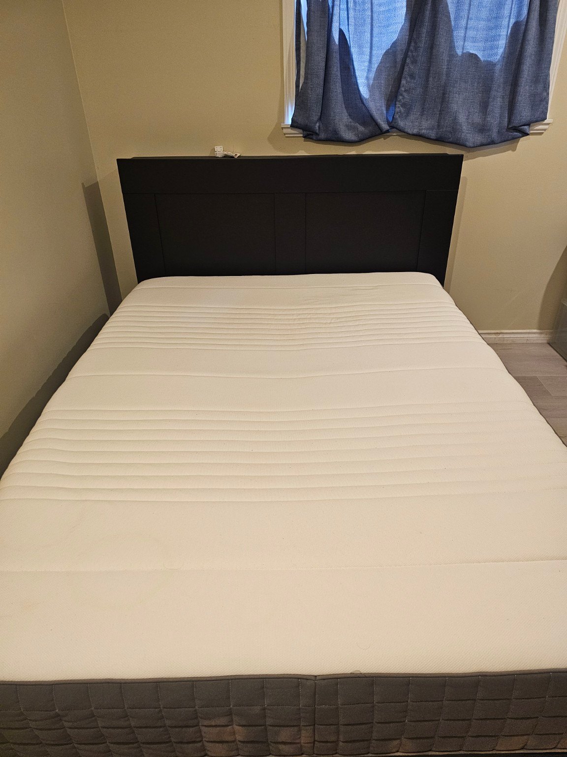 Queen Bed Set with Mattress, Headboard & 6 Storage Drawers - photo 5
