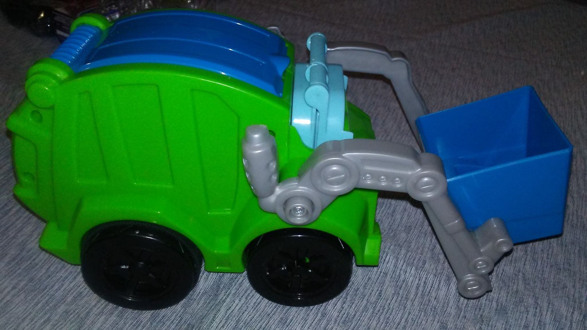 Play Doh Trash Tossin Rowdy Garbage Truck - 12 Inches - photo 2