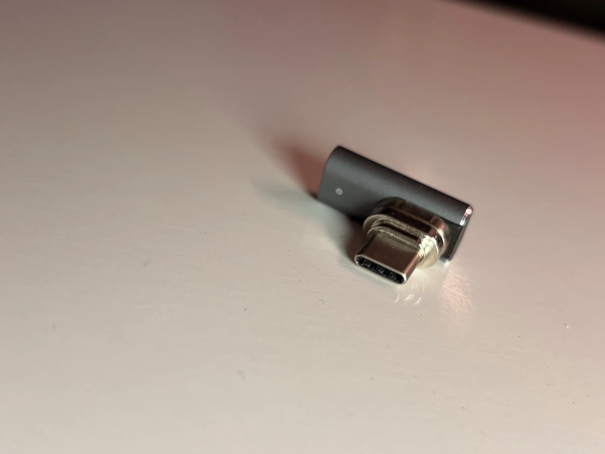 Magnetic USB-C charging adapter set (2 tips + angle connector) - photo 4