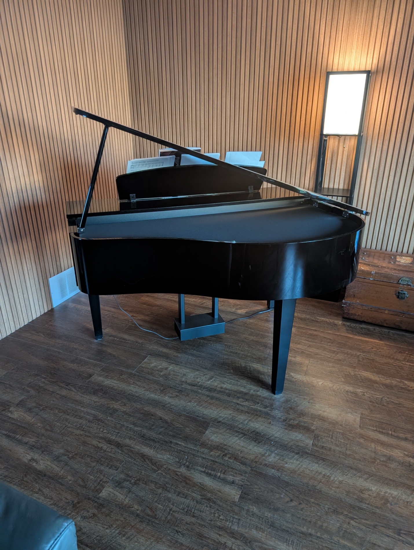 Yamaha Digital Baby Grand Piano