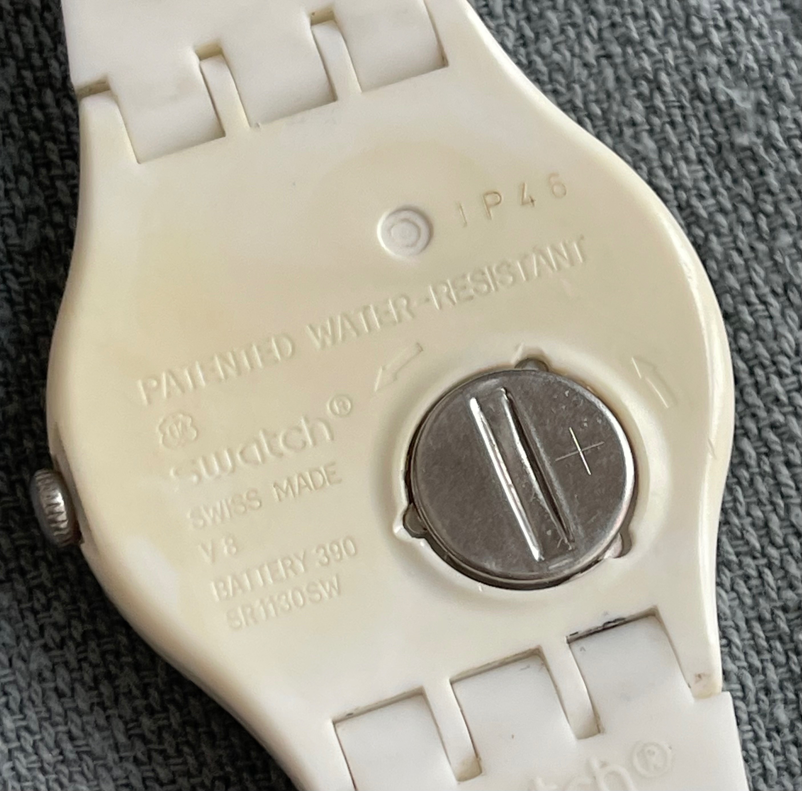 Vintage Swatch Swiss Watch – All White (Working) - photo 4