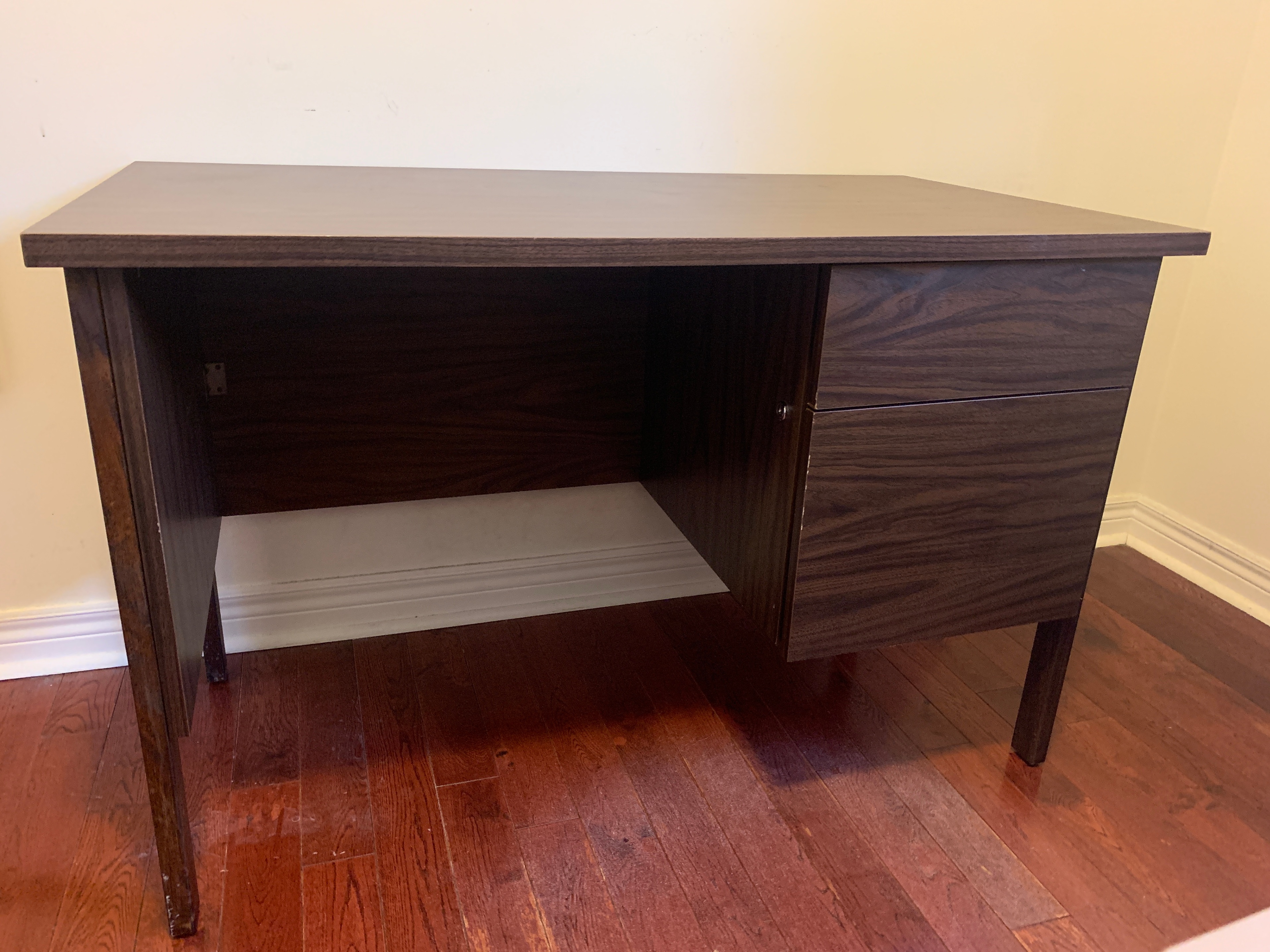 Like new Wooden Study Desk