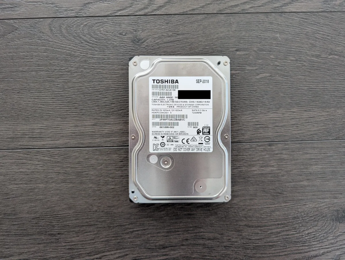 Toshiba 1TB SATA HDD hard disk