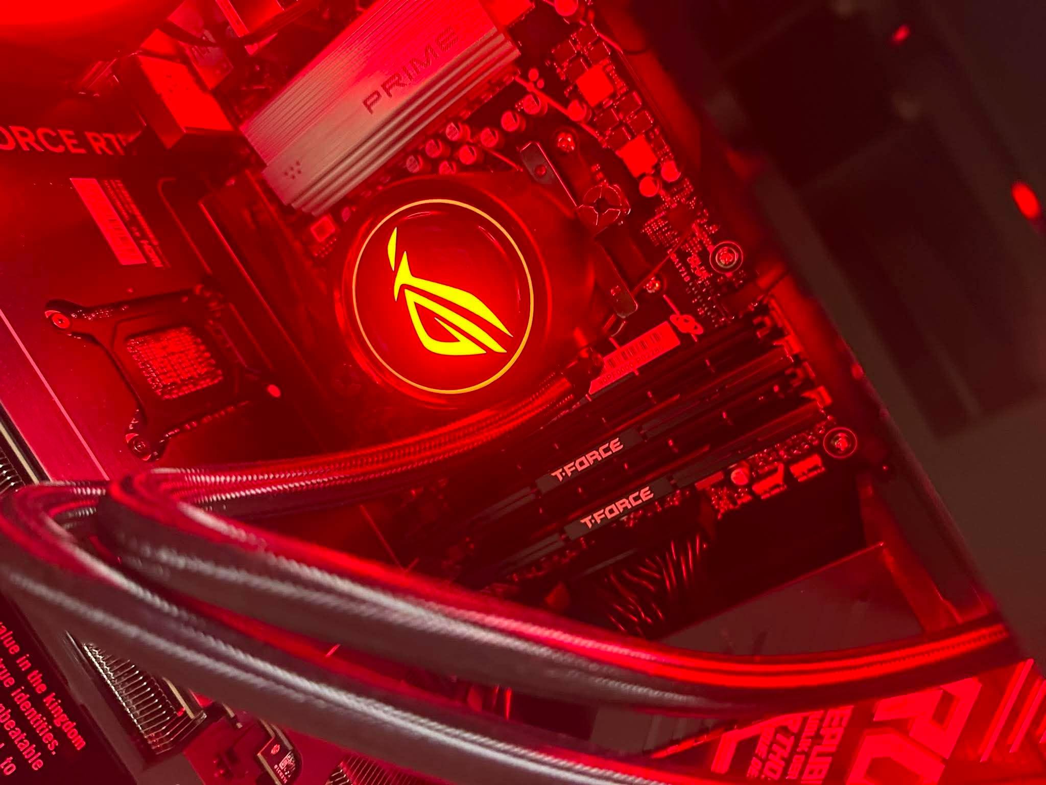 NEW BEAST Desktop Gaming PC, RTX 5070 Ti + Ryzen 7 9800X3D - photo 5