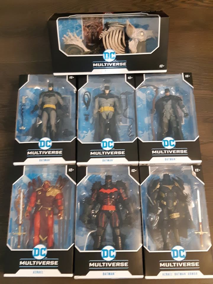 8 McFARLANE TOYS BATMAN COLLECTION