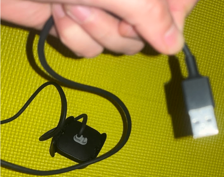 Fitbit Charging Cable for Versa 2 Watch - photo 3