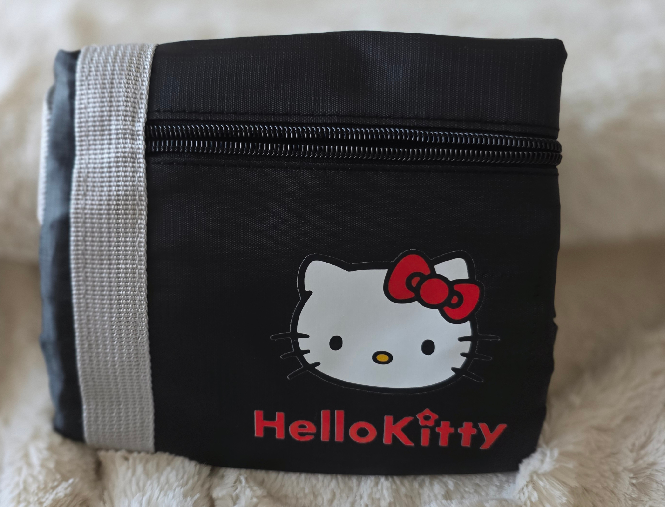 "Hello Kitty" Black Clothing/Travel/Foldable Bag-BRAND NEW - photo 3
