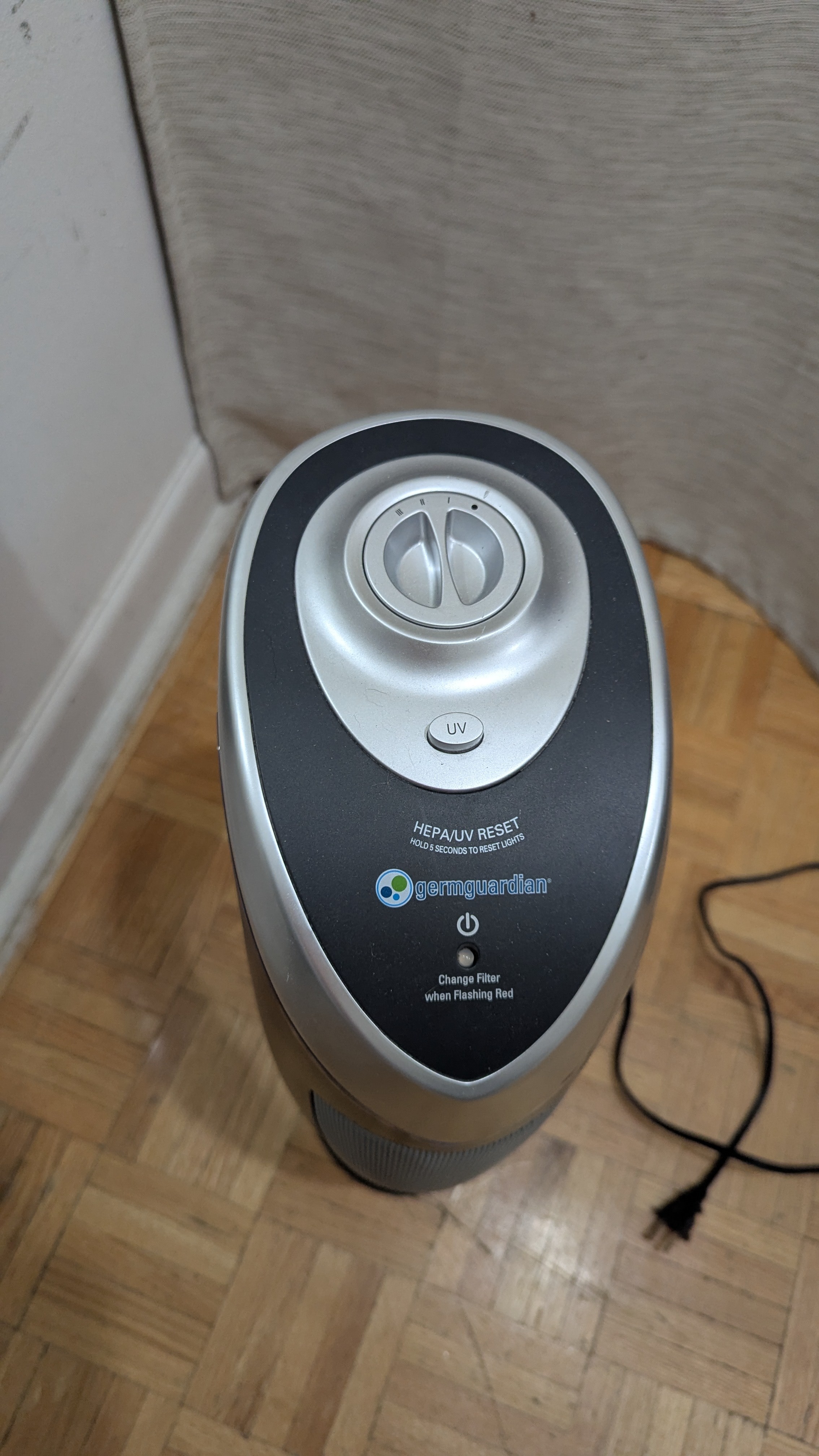 GermGuardian AC4825E 4-in-1 HEPA Filter & UVC Tower Air Purifier - photo 2