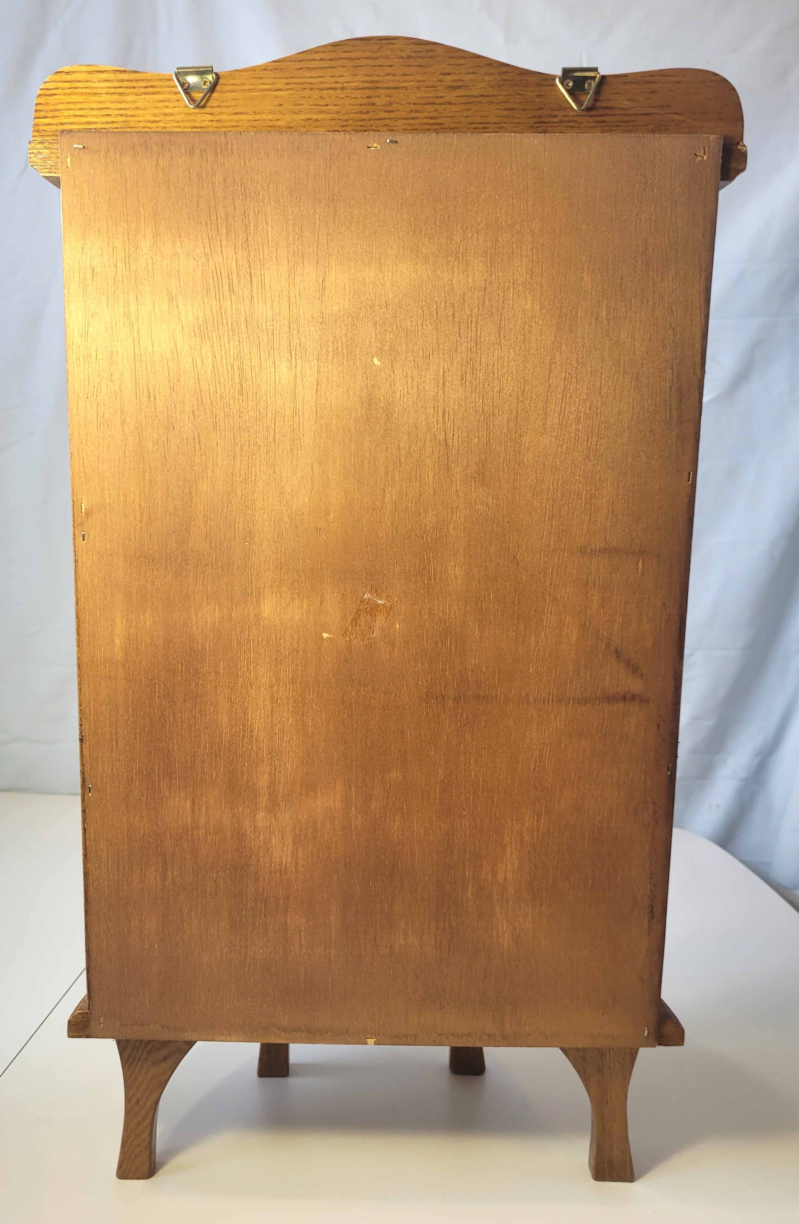 Circa 1980 Petite Curved Glass Oak Curio Cabinet - photo 5