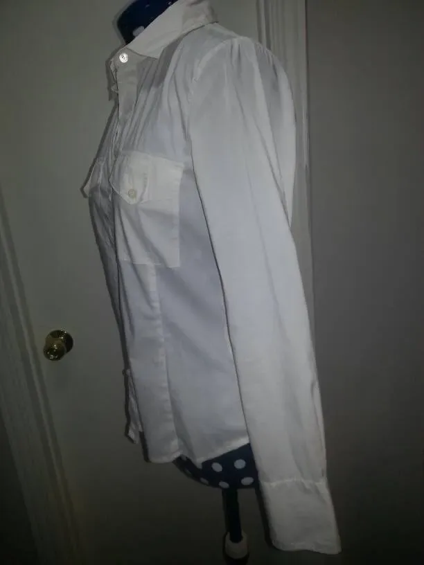 BCBG MAXAZRIA Button Down Shirt Size Medium - photo 2