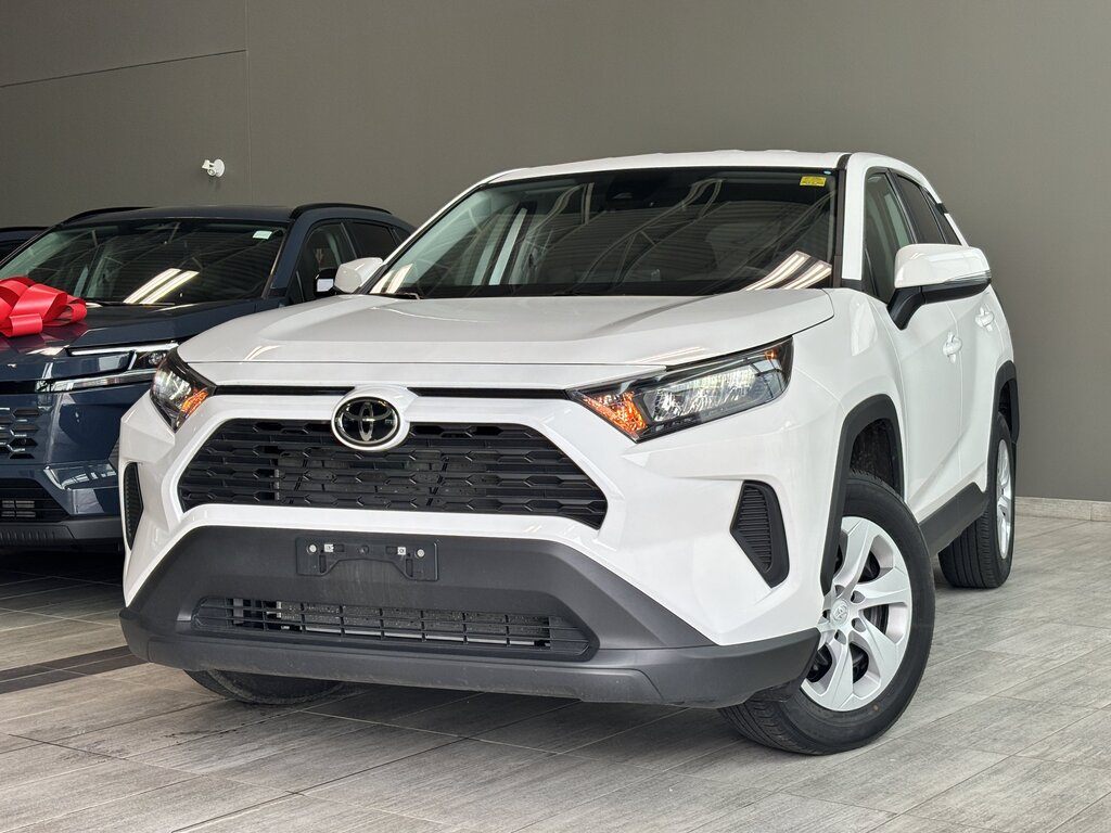 2025 Toyota RAV4 - photo 3