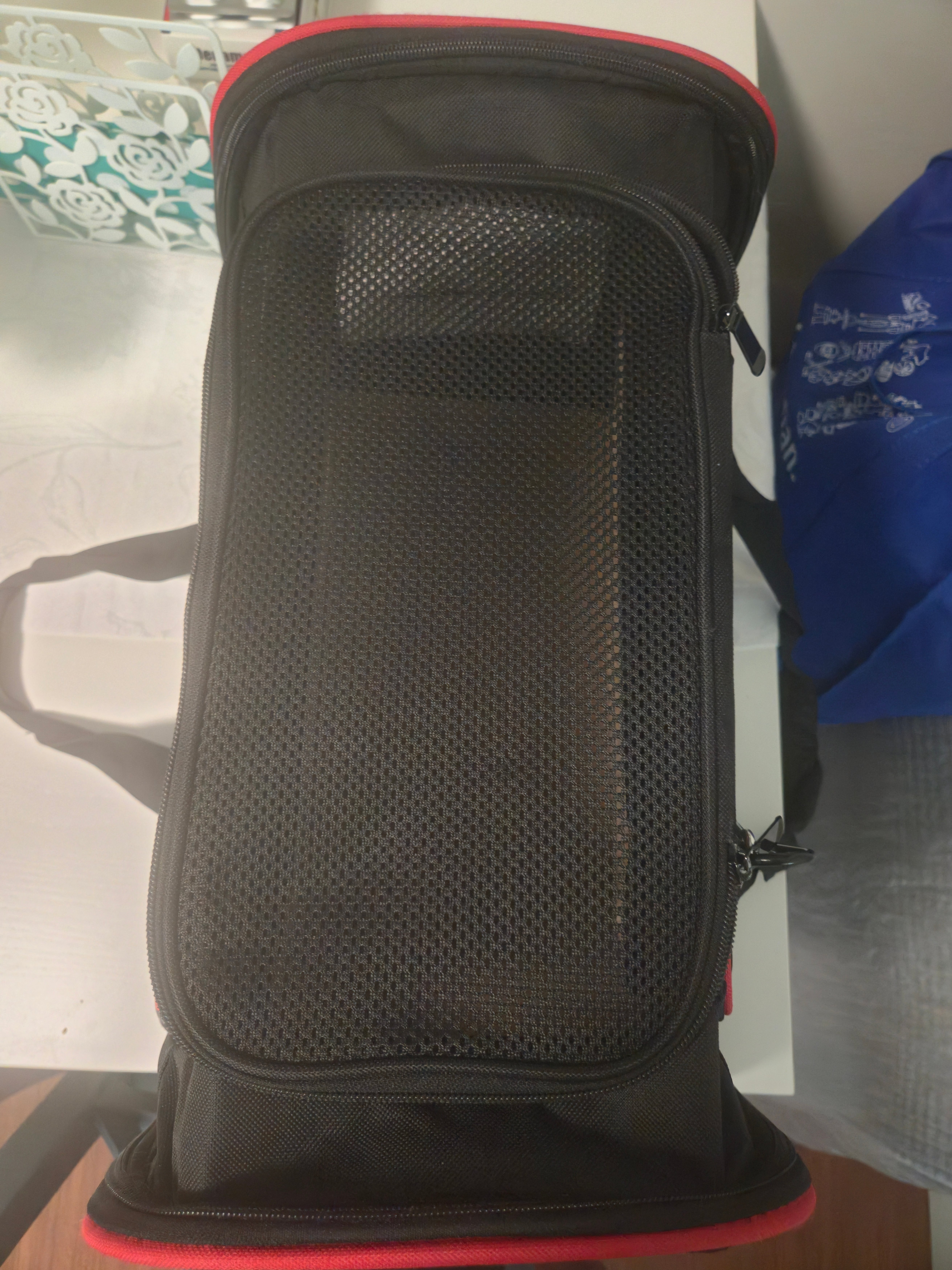 Expandable Pet Carrier - photo 2