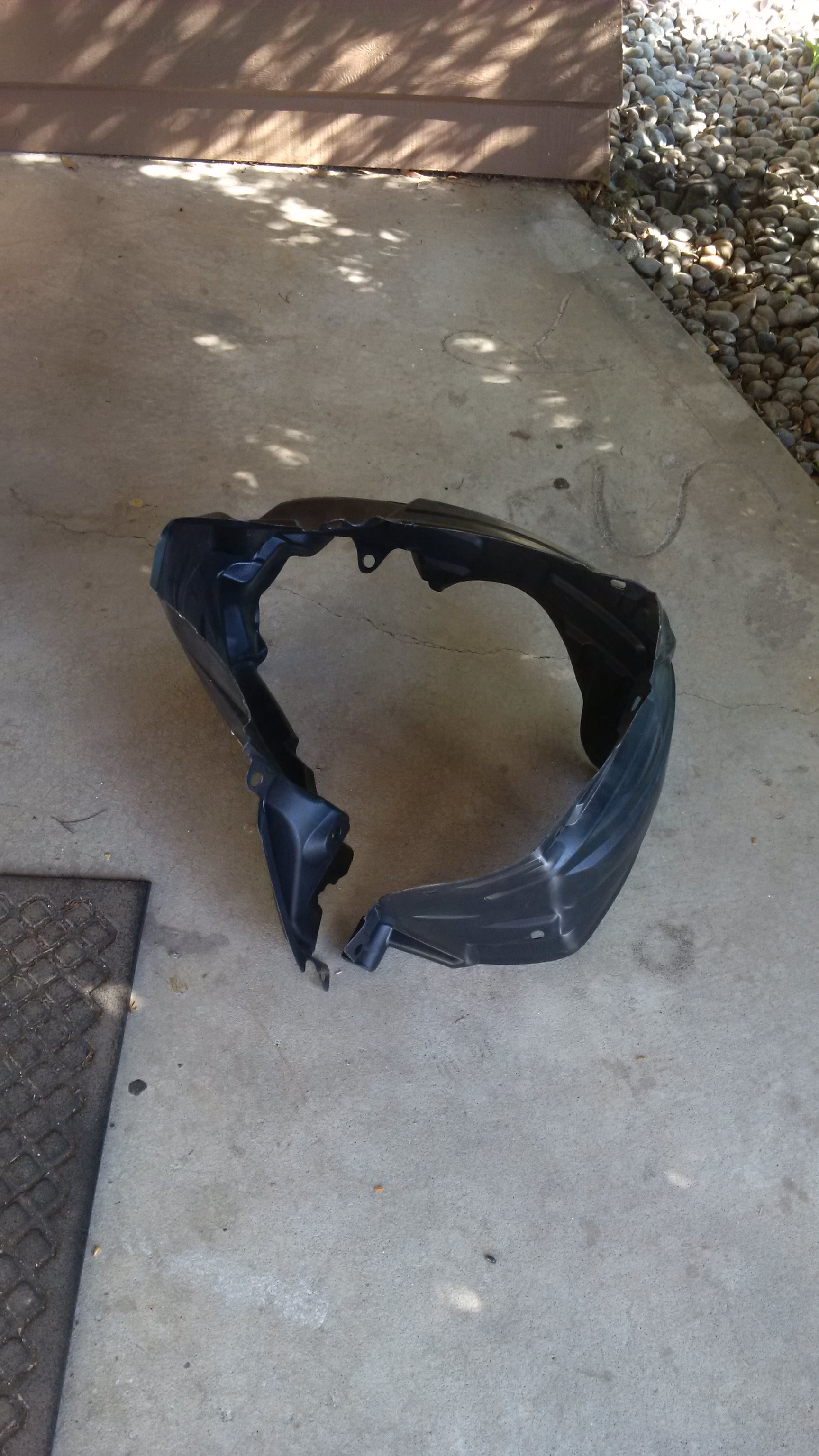 Toyota 00-05 Echo Front Left Side Fender Liner Splash Shield