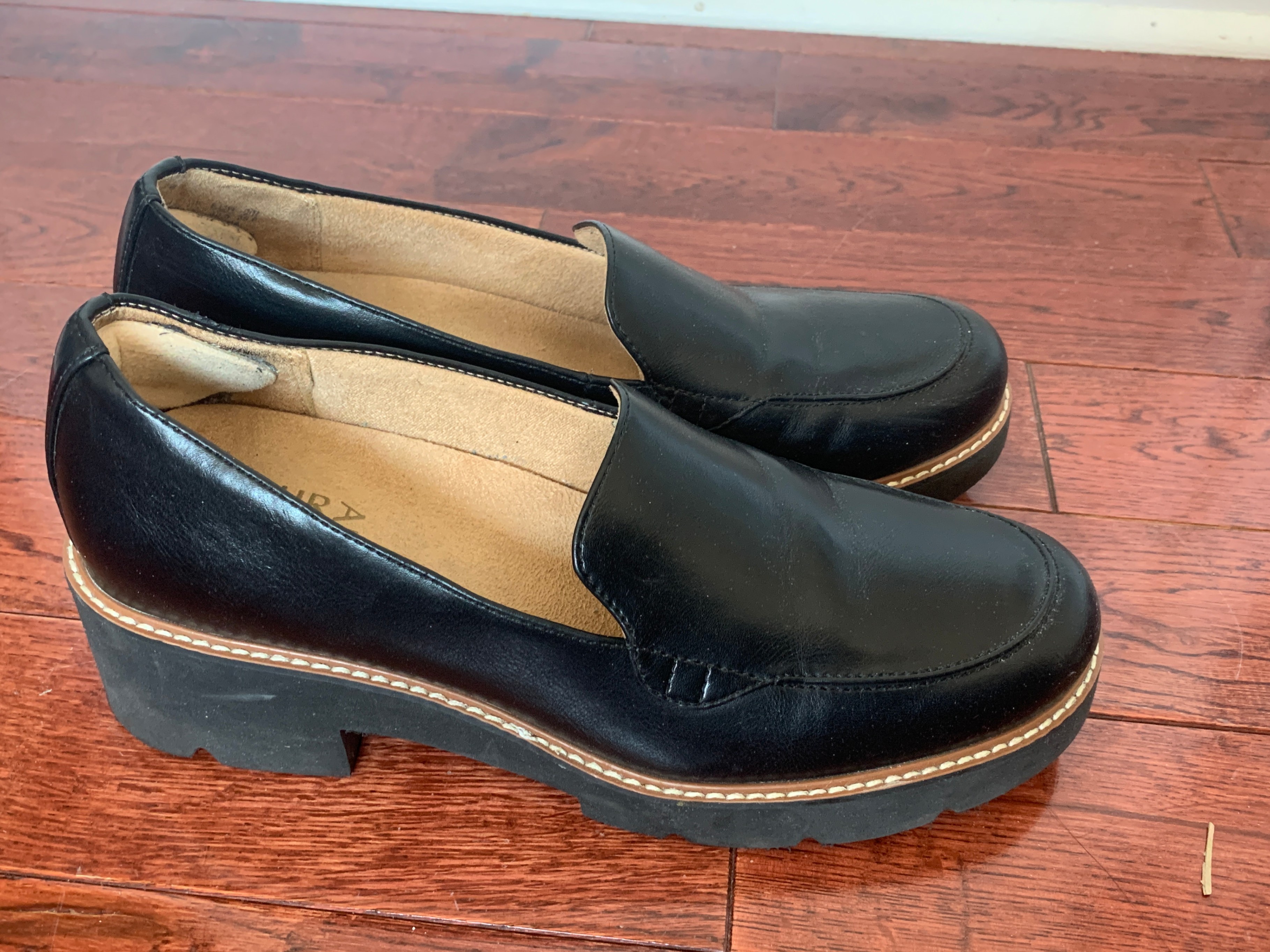 Naturalizer Women's Slip-on Caberet Loafer - photo 4