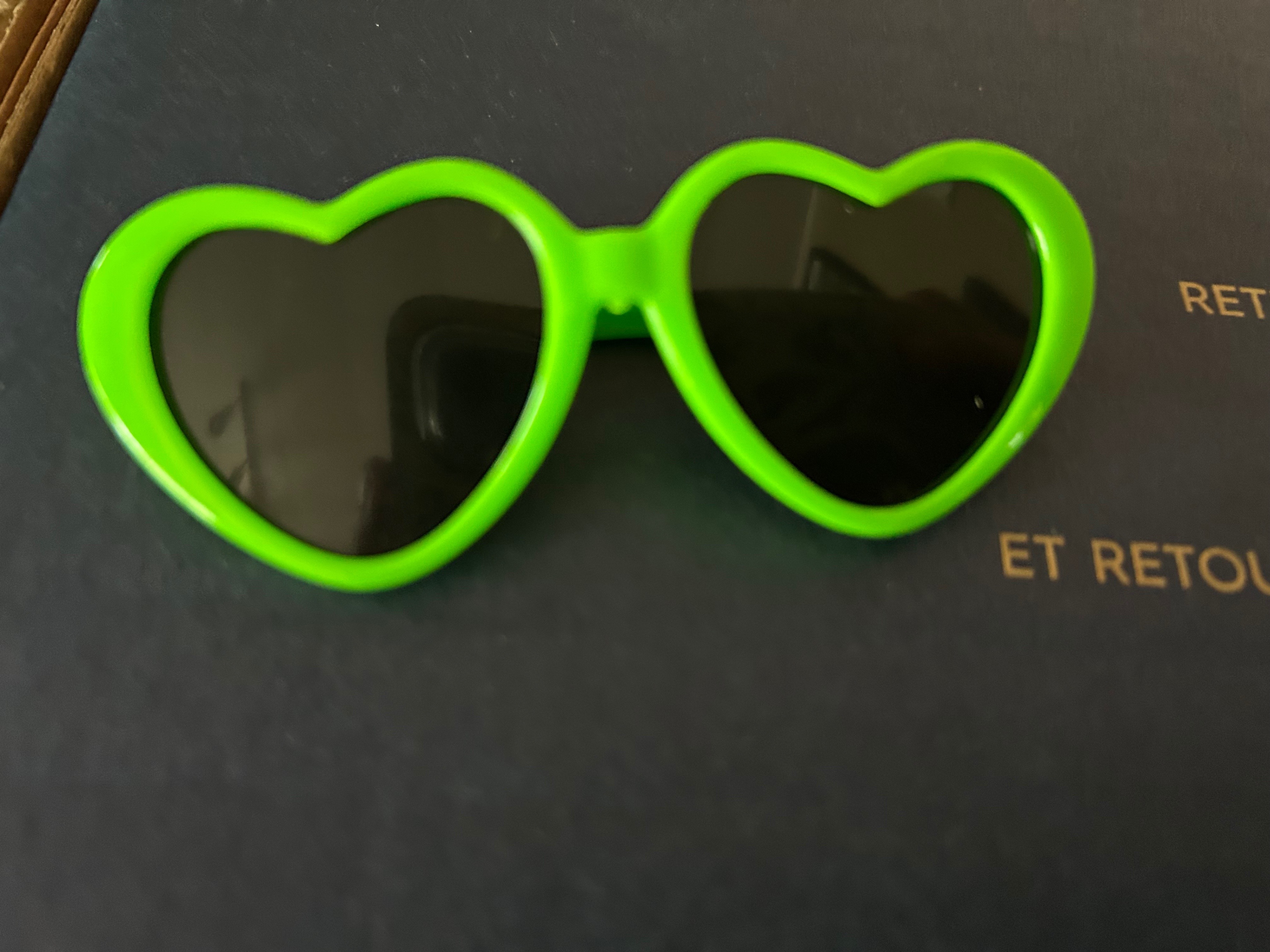 Neon Green Heart Eye Glasses - Cat/Small Pets