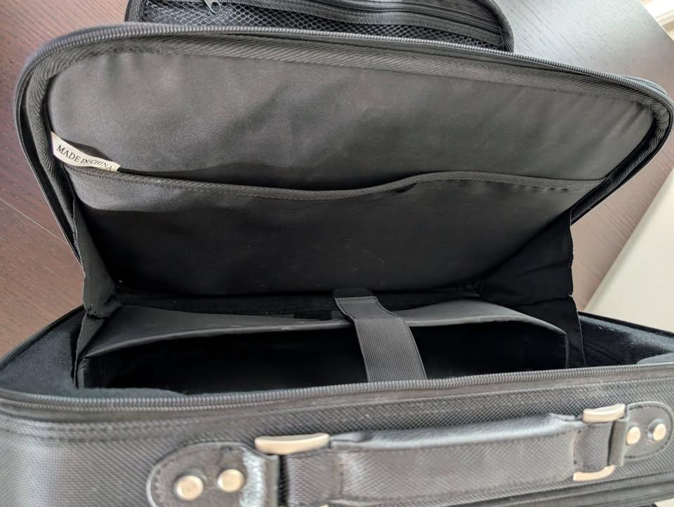 Black Briefcase, 16" x 12" - photo 4