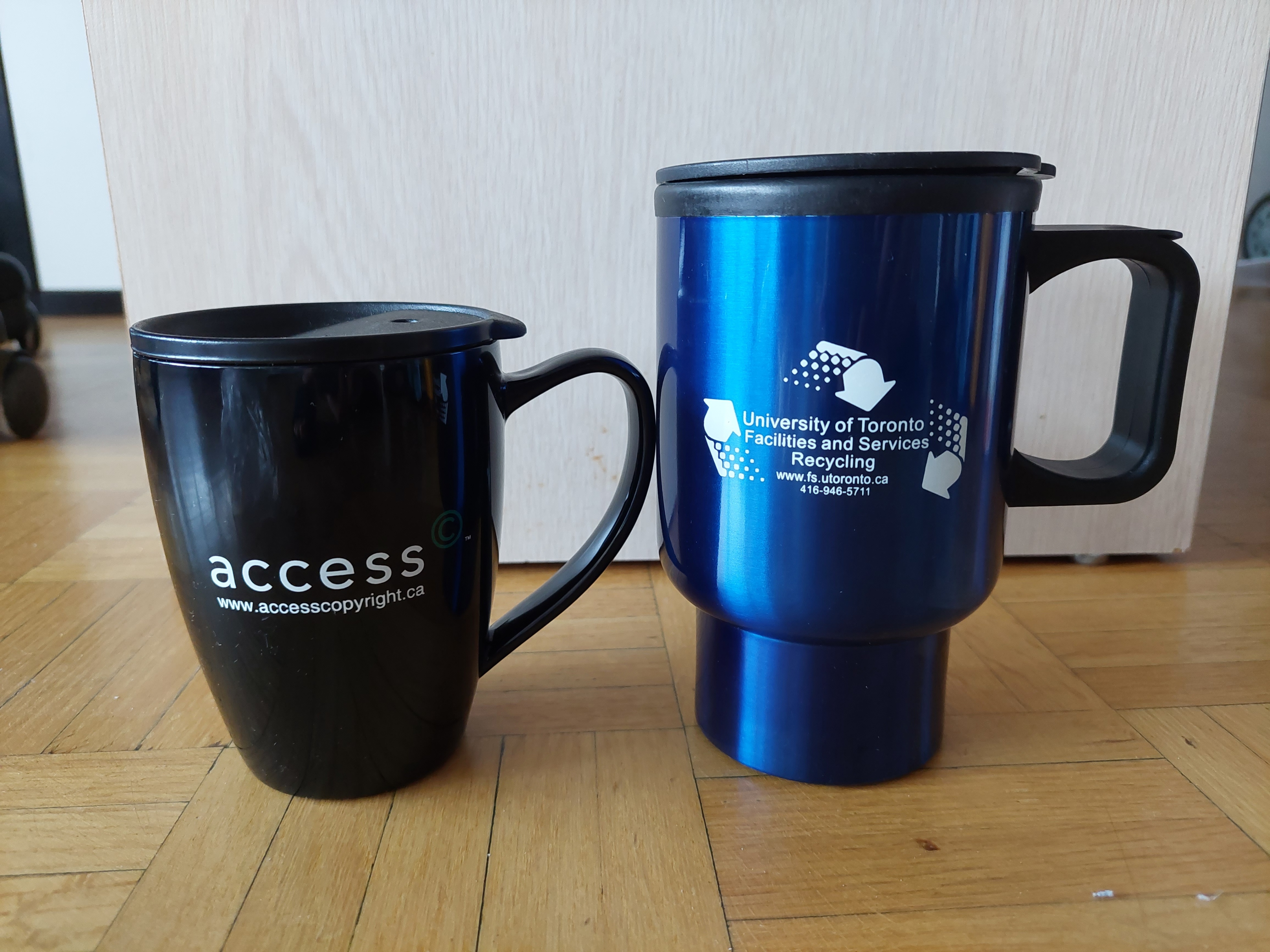 Set of 2 NEW travel mug cups