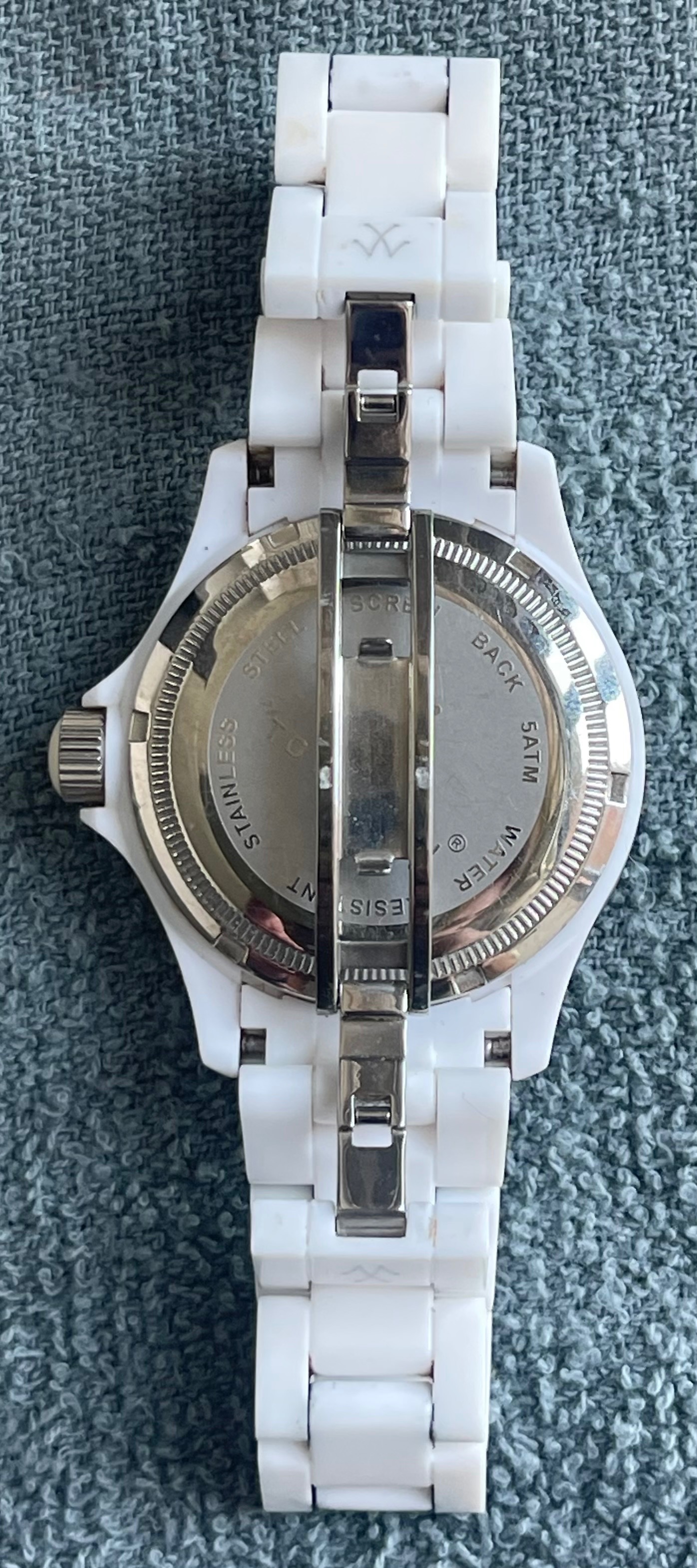 Vintage ToyWatch White Plasteramic Crystal Bezel Watch - photo 4