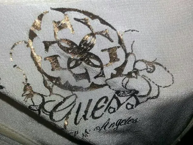 Like-New 100% Silk Guess Los Angeles Open Backed Shirt - photo 4