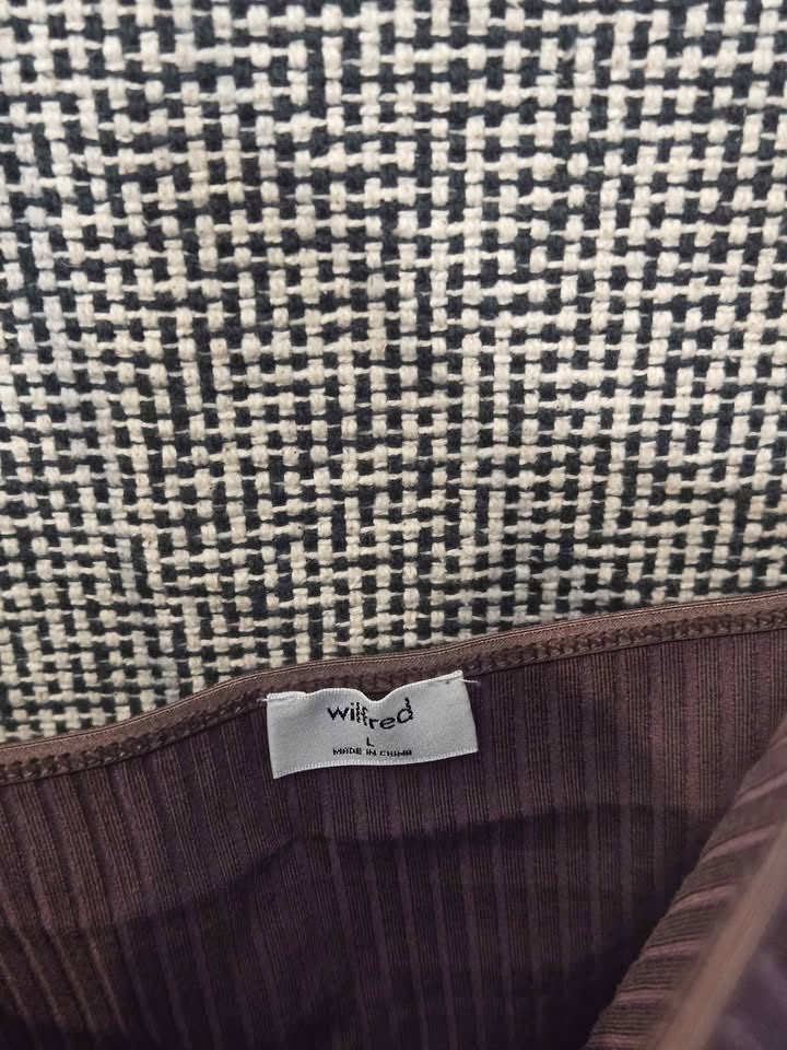 ARITZIA WILFRED SQUARE NECKLINE RIBBED TANK TOP WOMENS SIZE L - photo 3