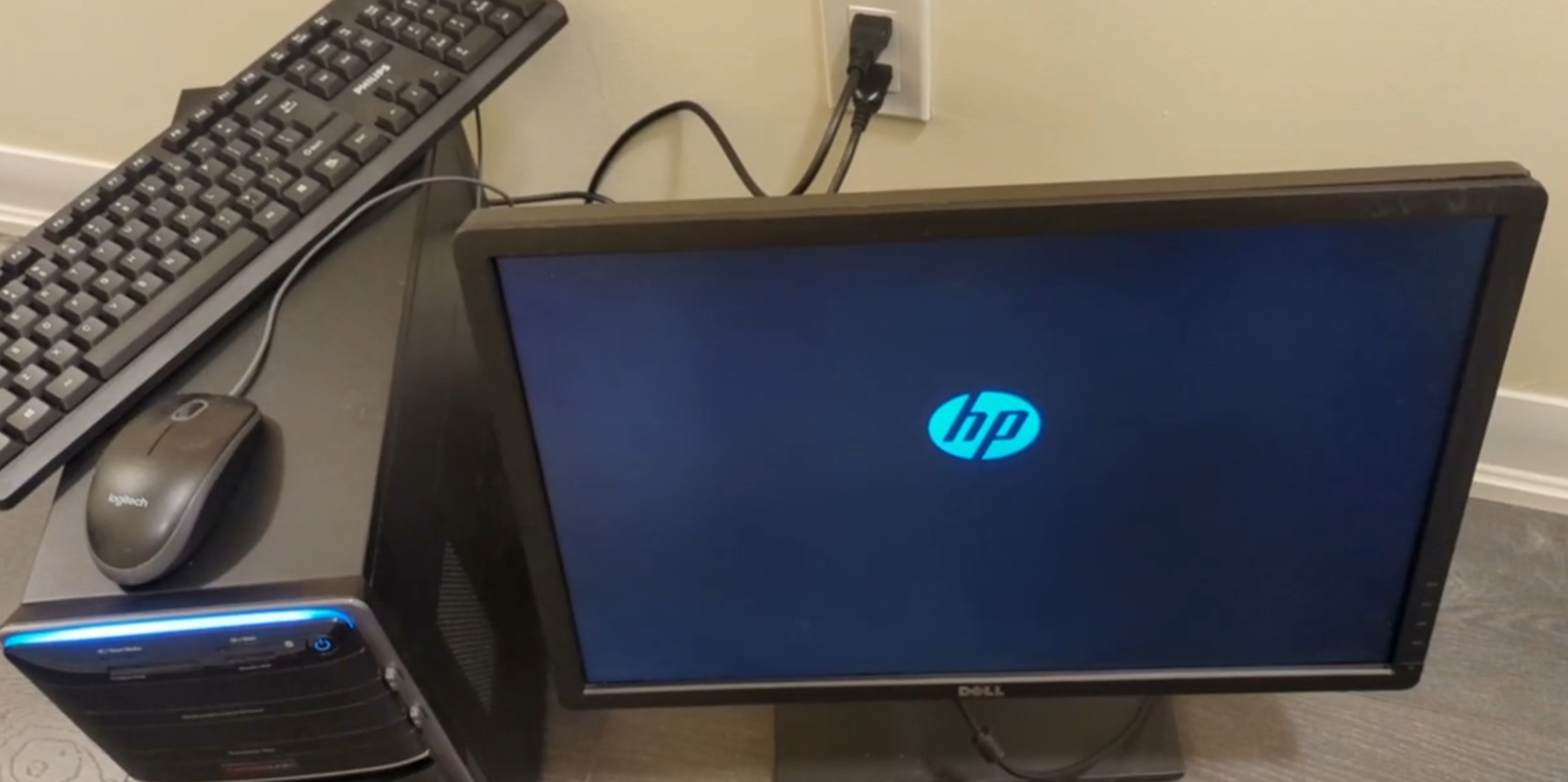 complete desktop PC that runs Windows 11 smoothly - photo 2